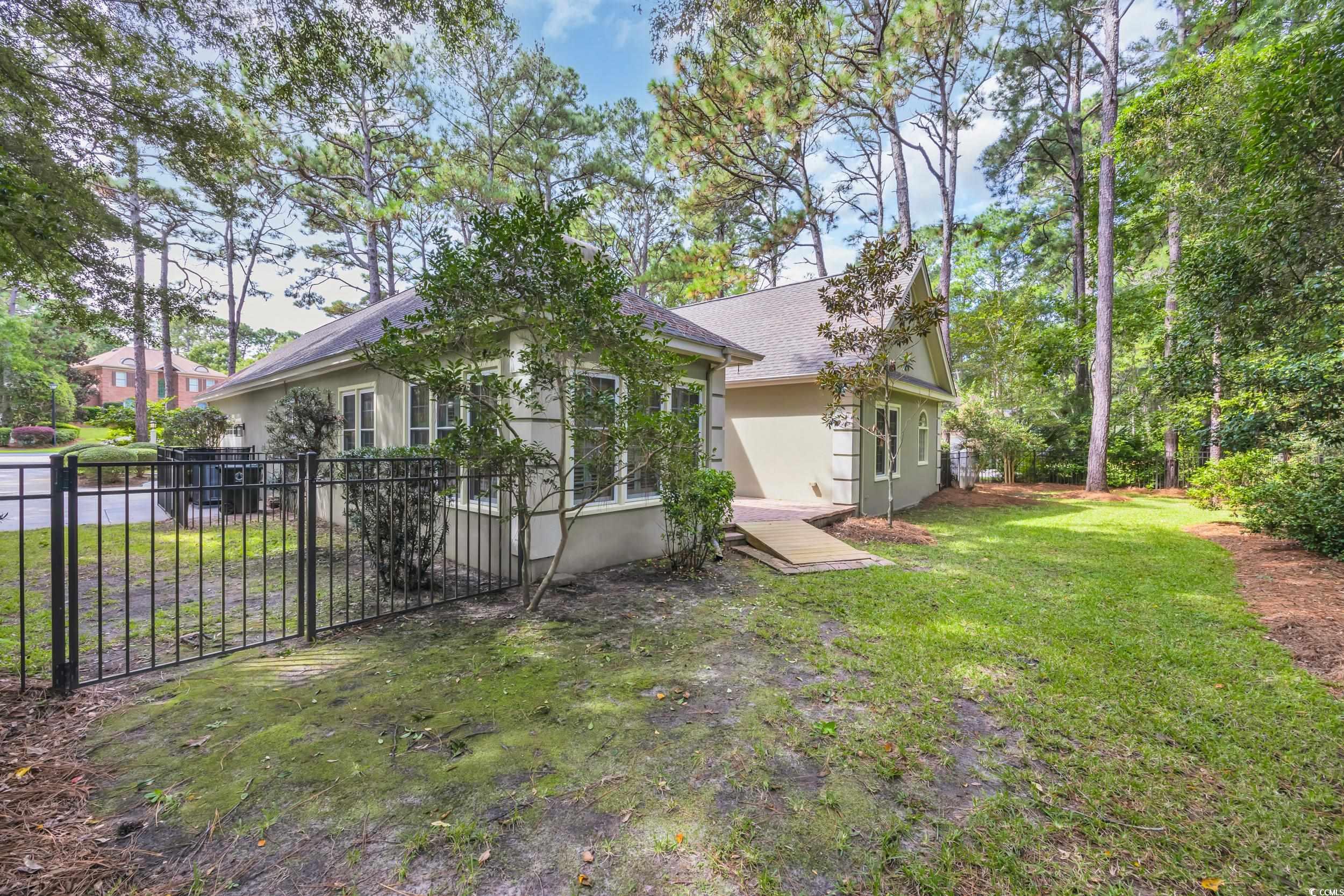 1176 Heritage Dr.