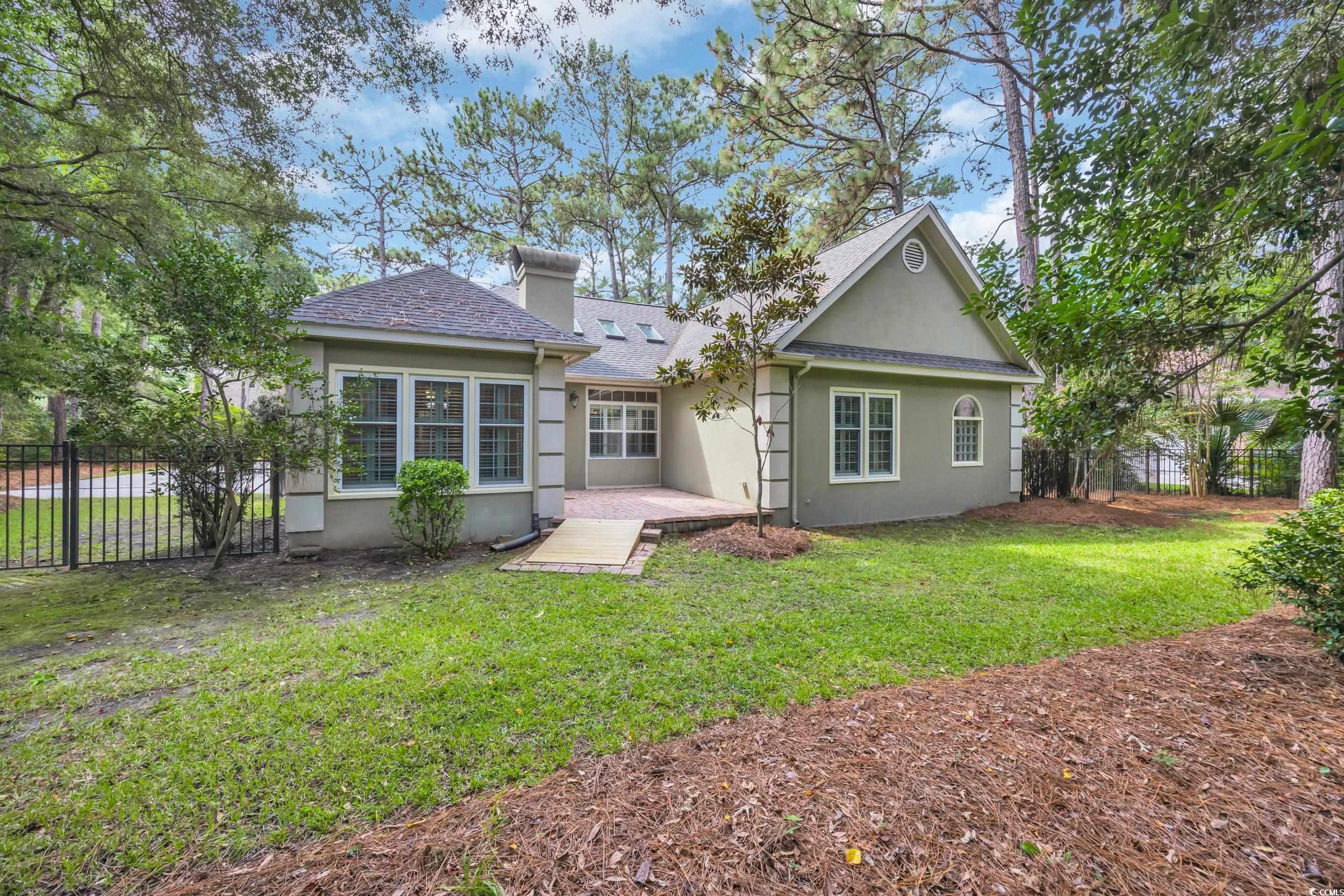 1176 Heritage Dr.