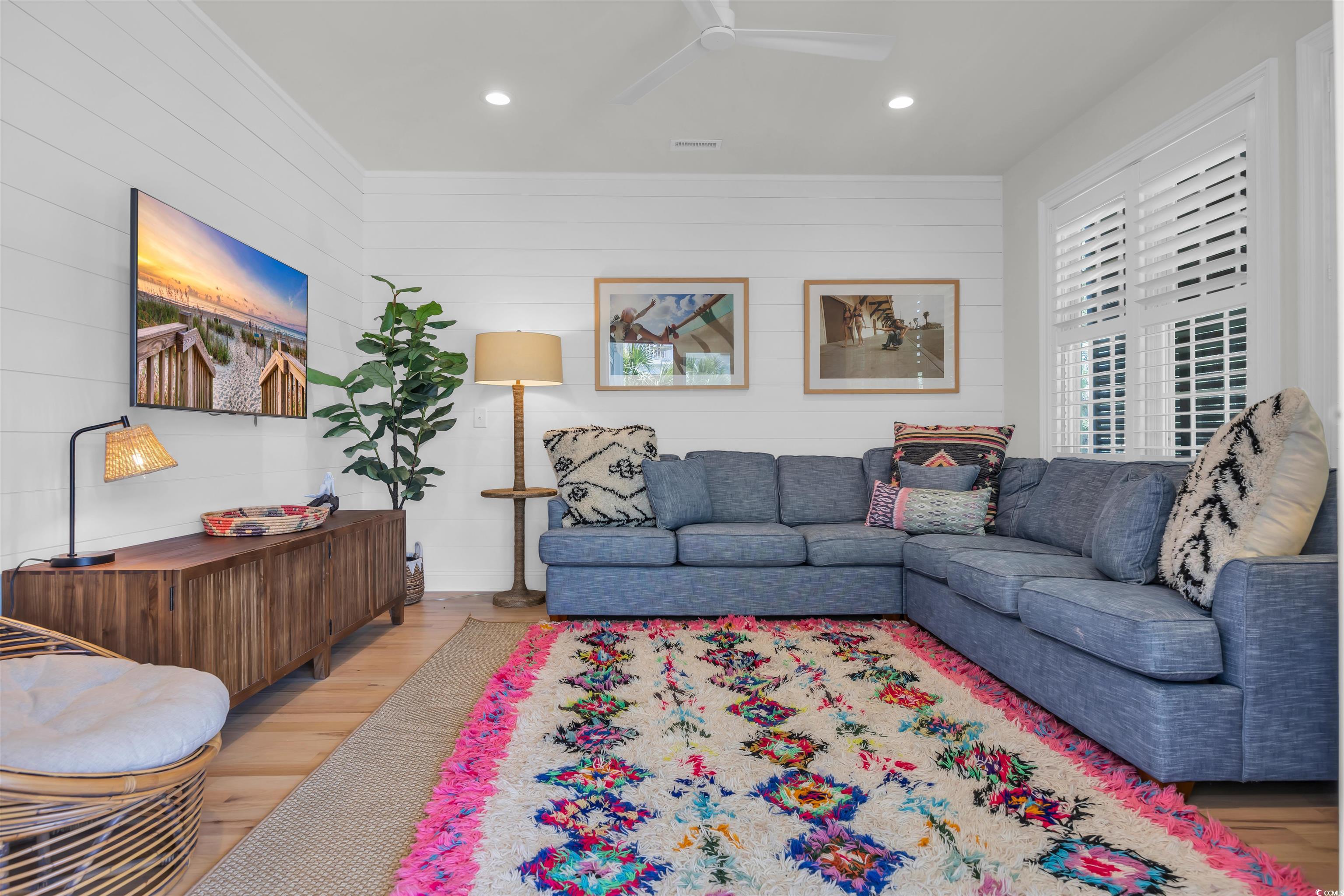 573 S Dunes Dr.