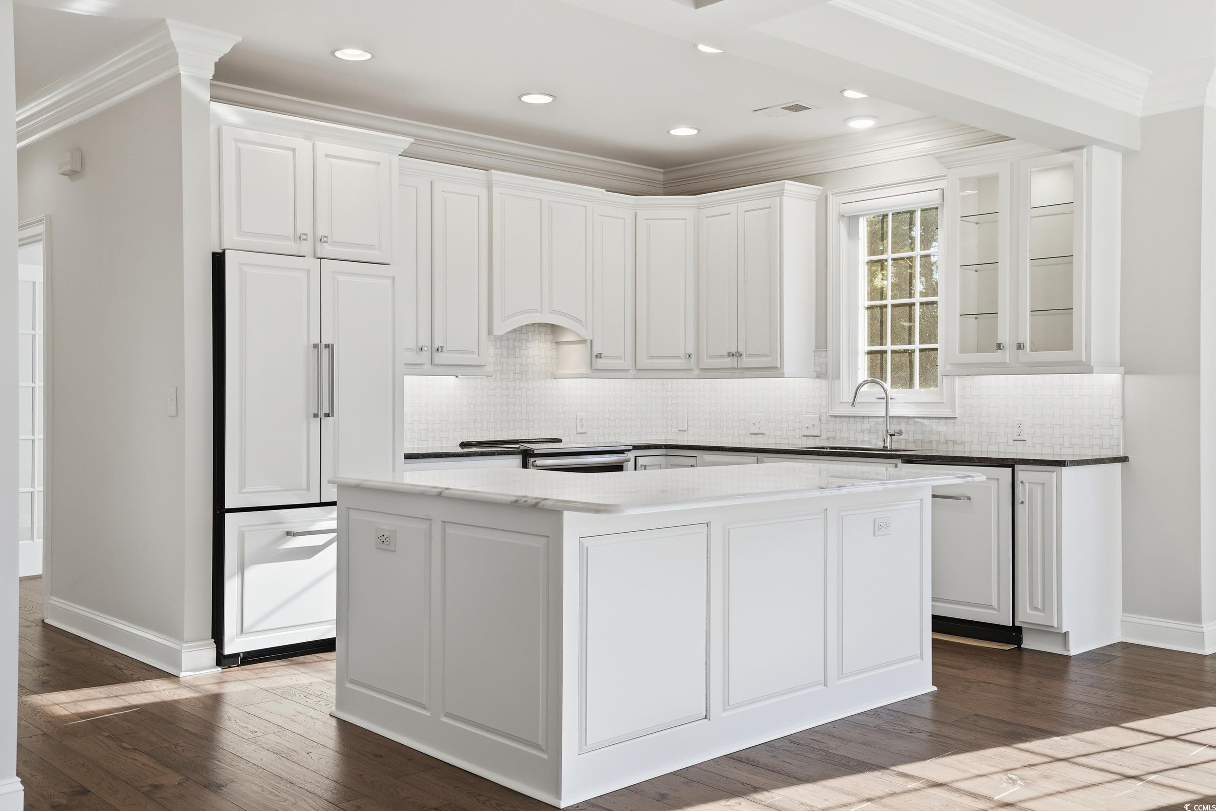 253 Huntington Lake Circle Unit: 106