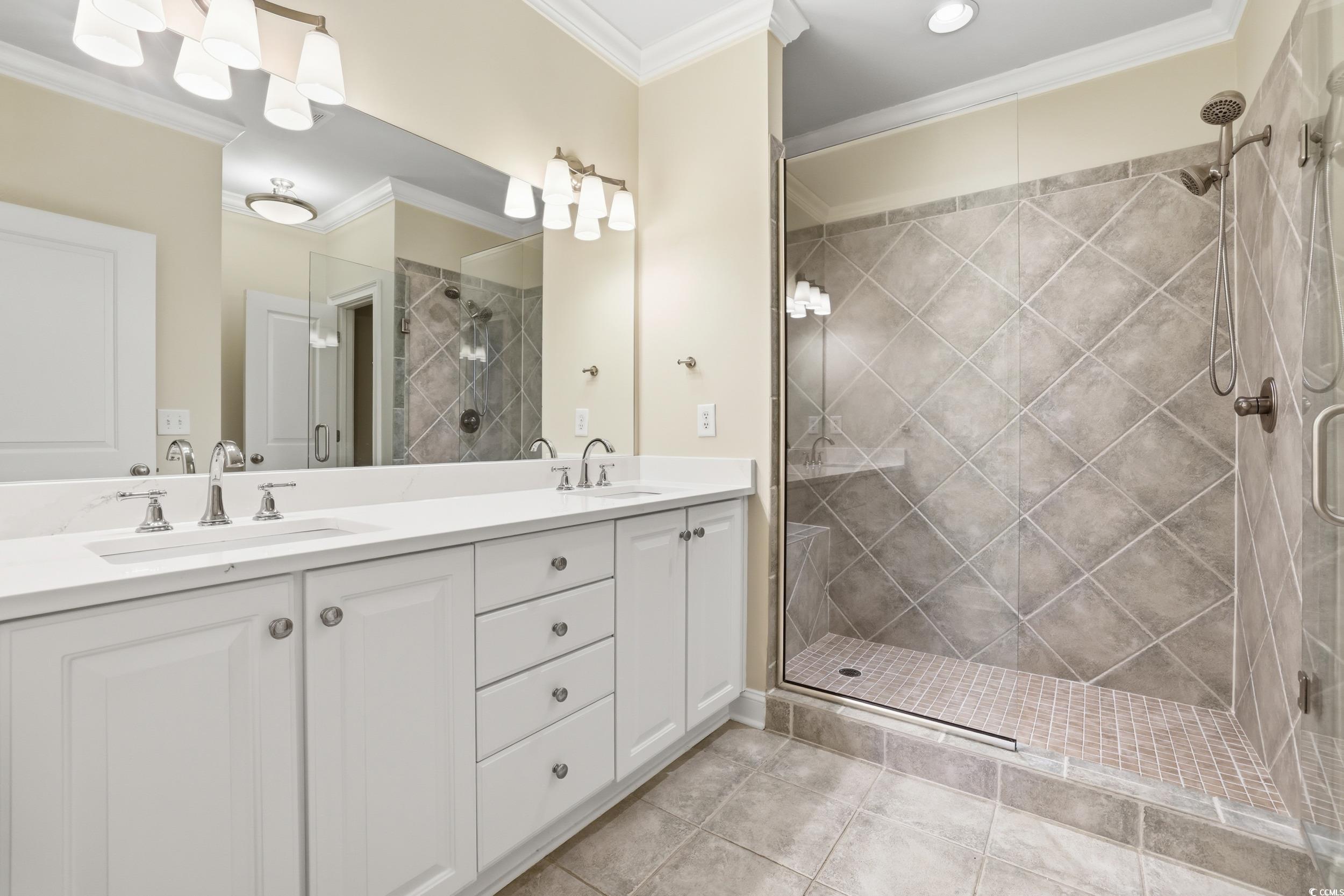 253 Huntington Lake Circle Unit: 106