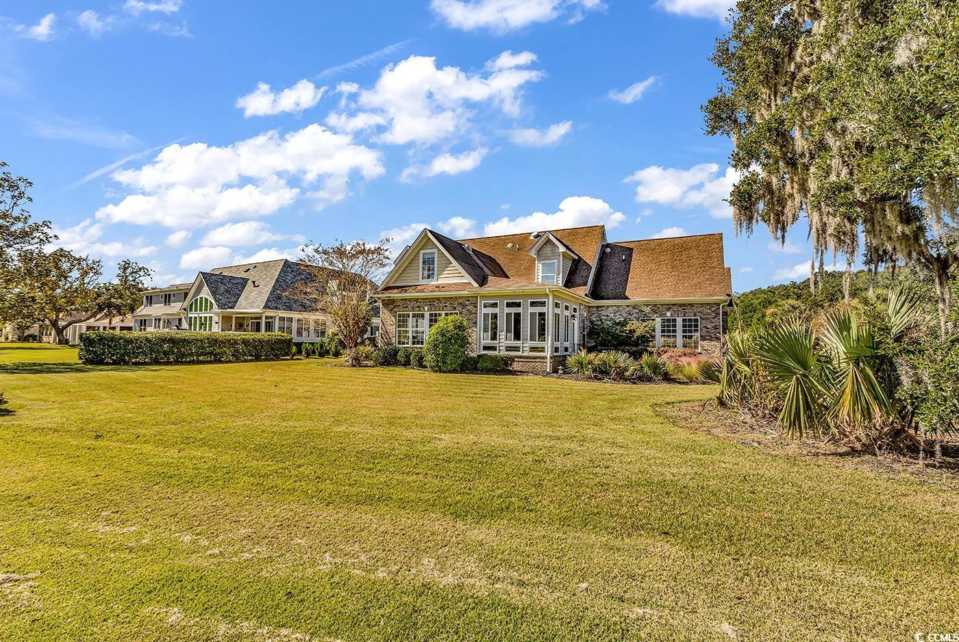 272 Chapman Loop