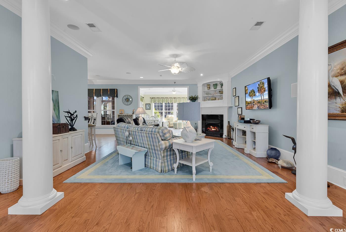 272 Chapman Loop