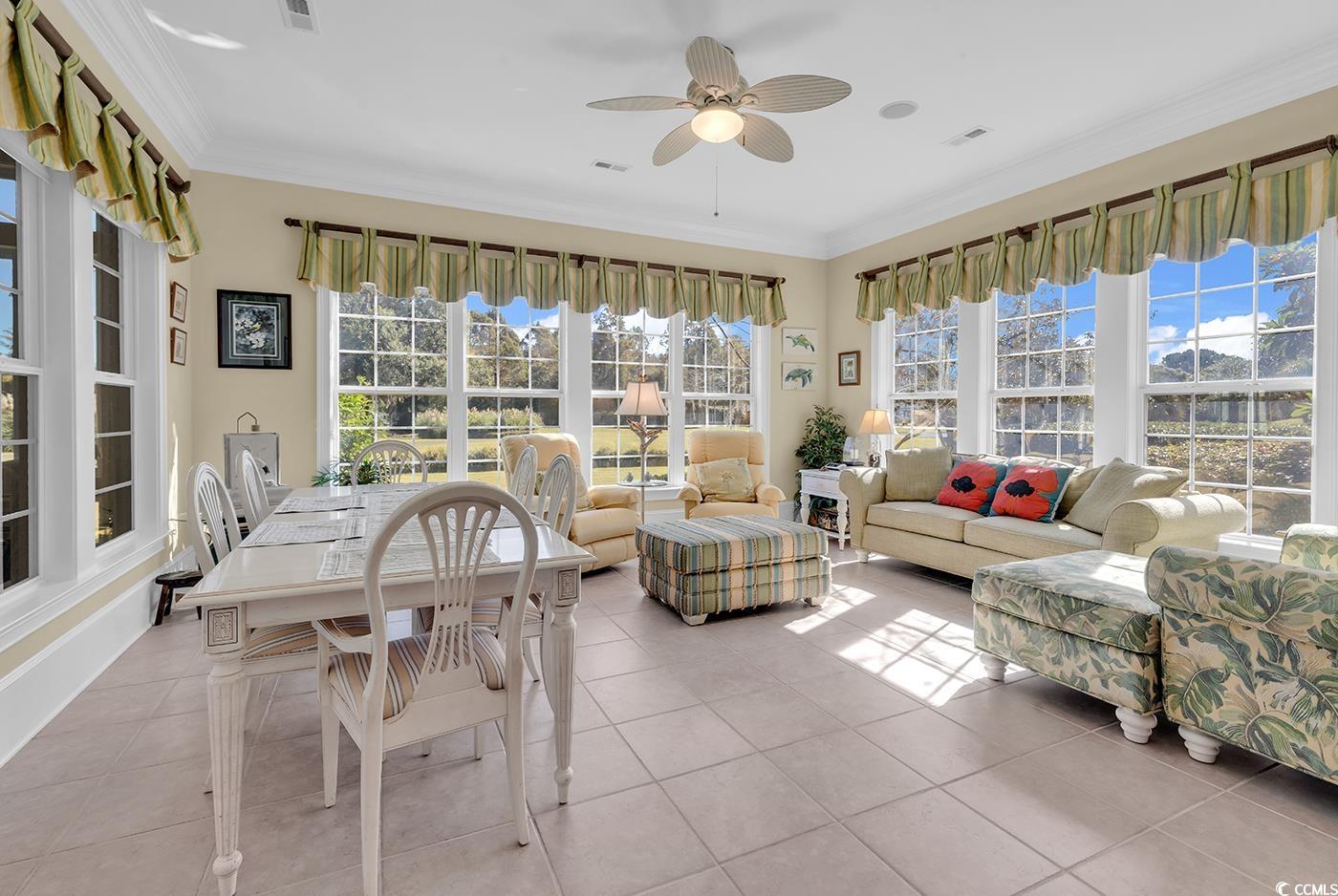 272 Chapman Loop