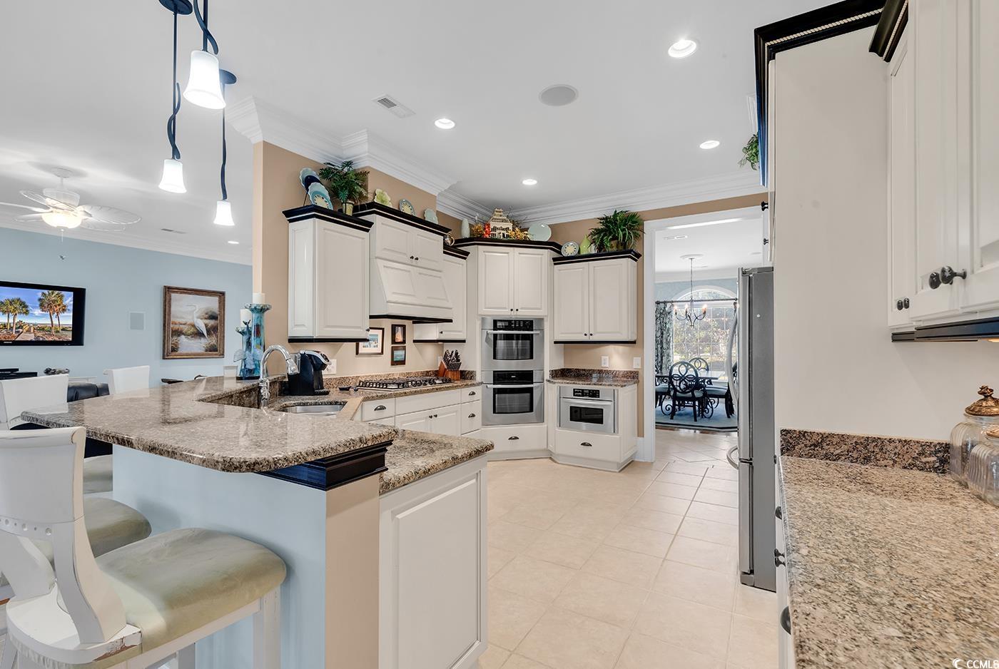 272 Chapman Loop