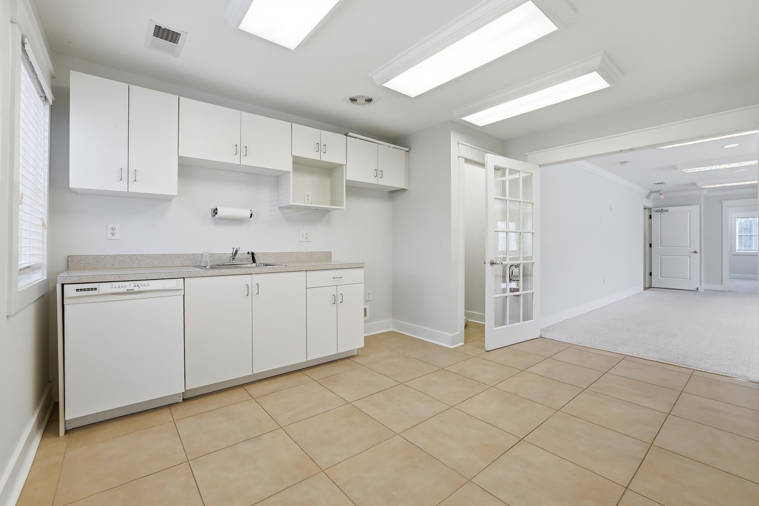 277 Willbrook Blvd. Unit: Units A & B