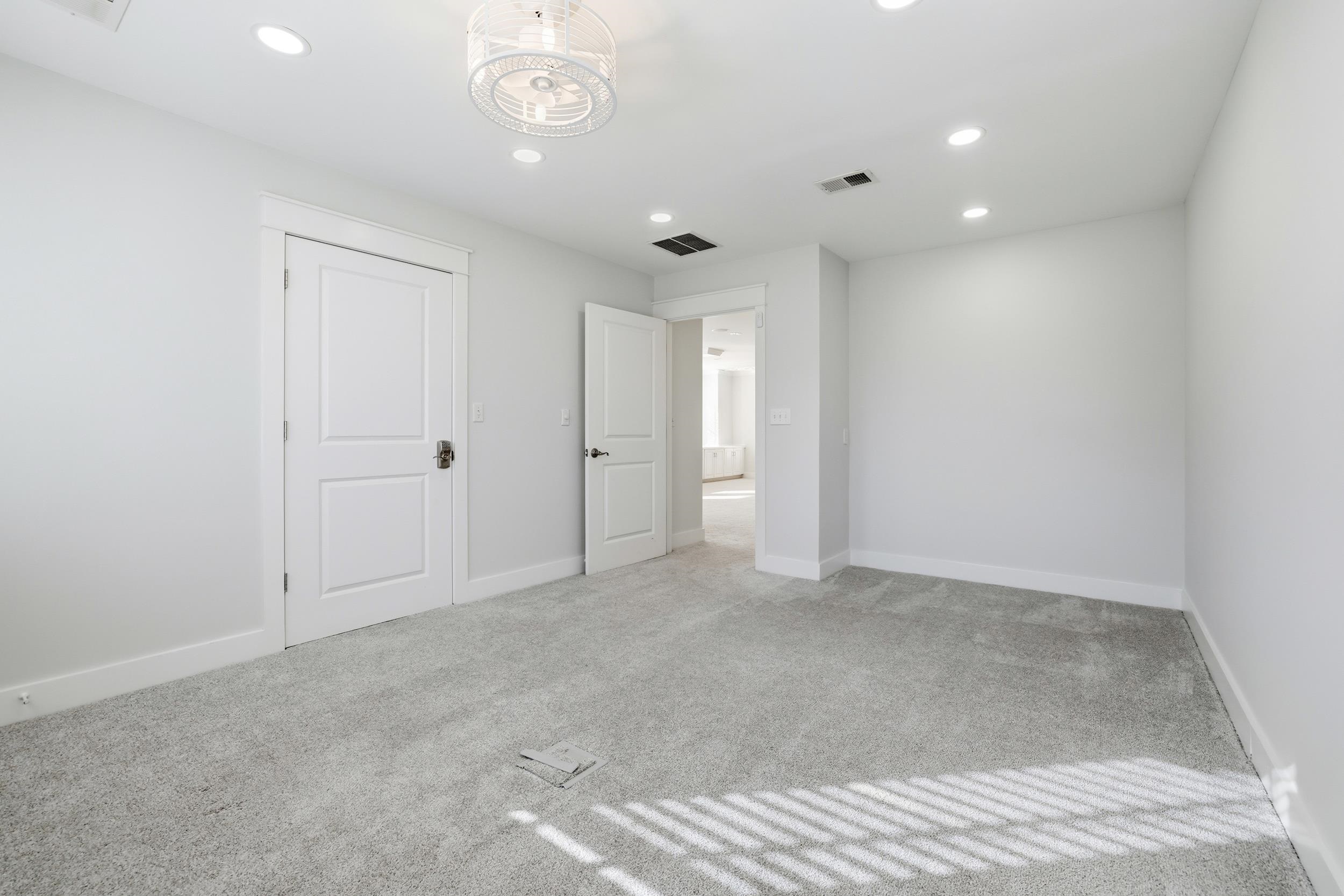 277 Willbrook Blvd. Unit: Units A & B