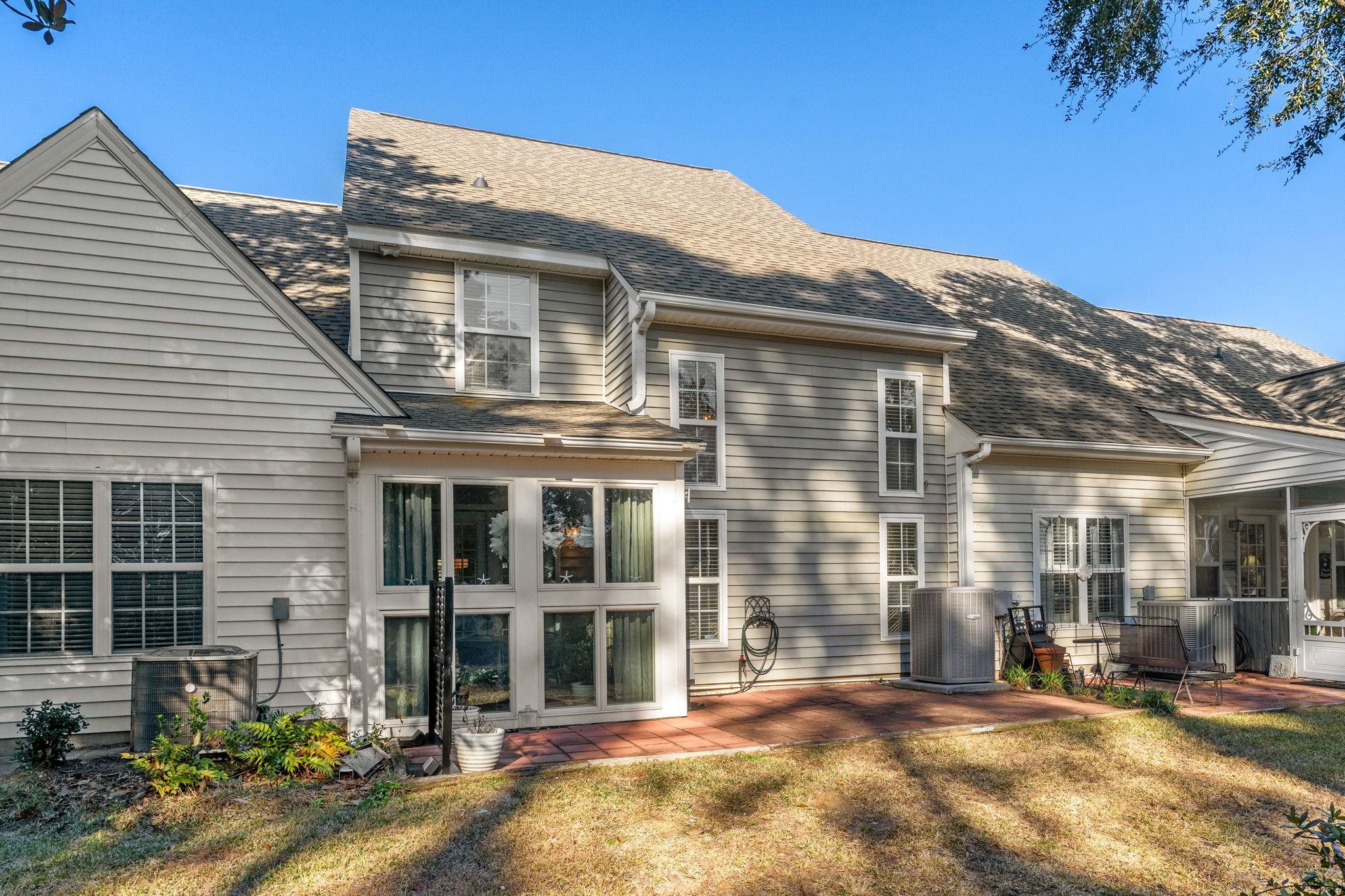 193 Pembroke Ln. Unit: 18