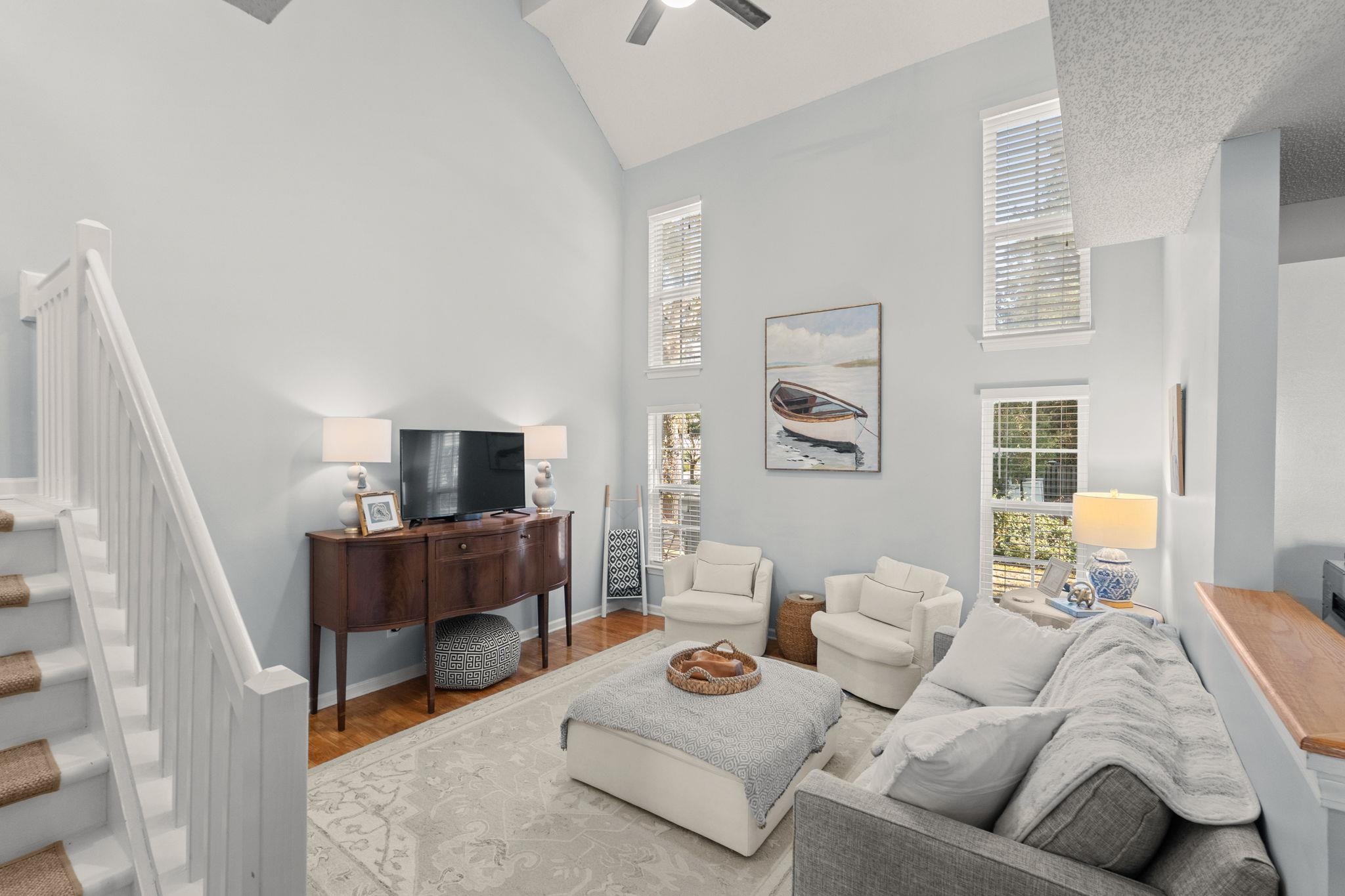 193 Pembroke Ln. Unit: 18