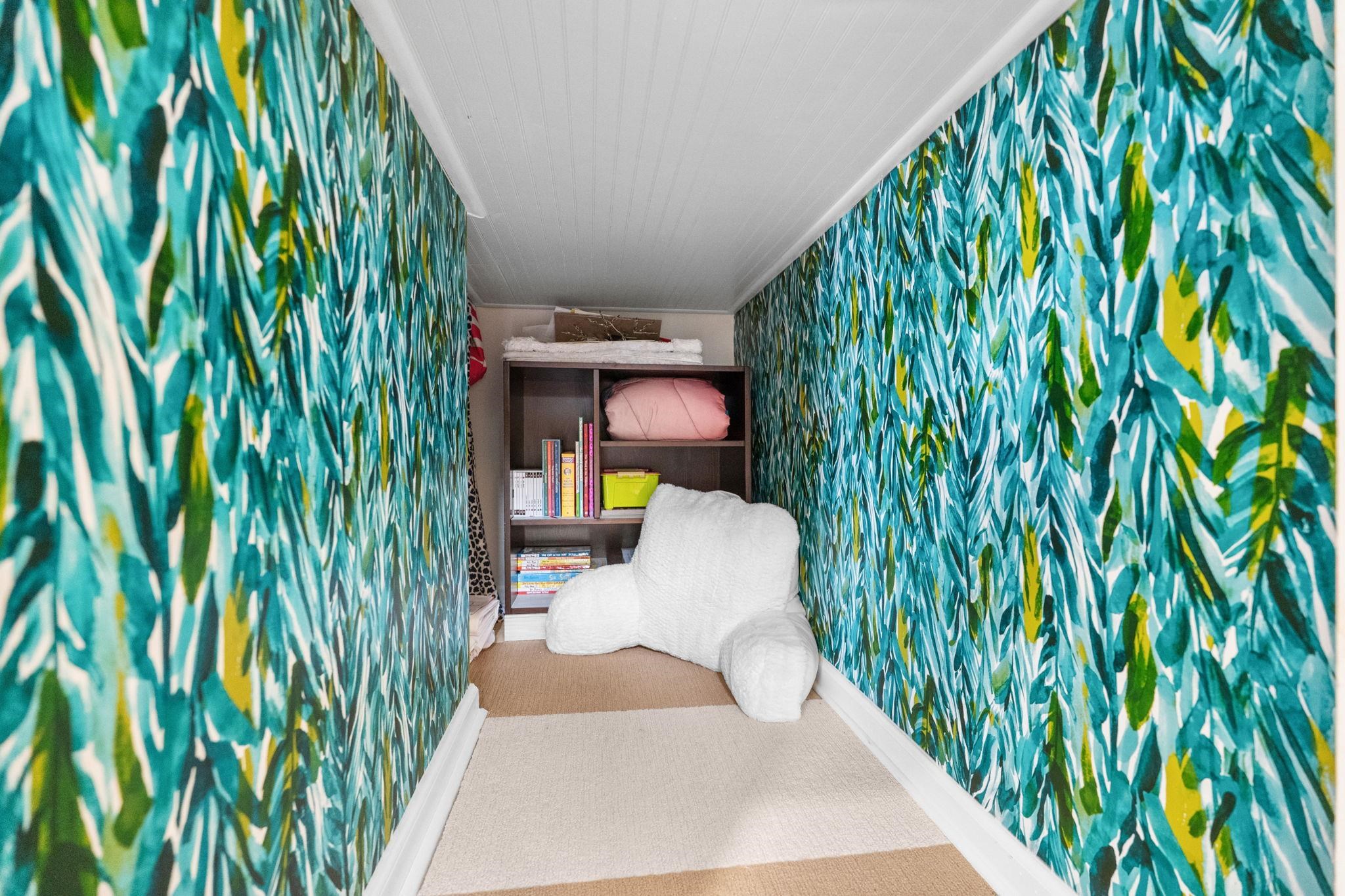 193 Pembroke Ln. Unit: 18