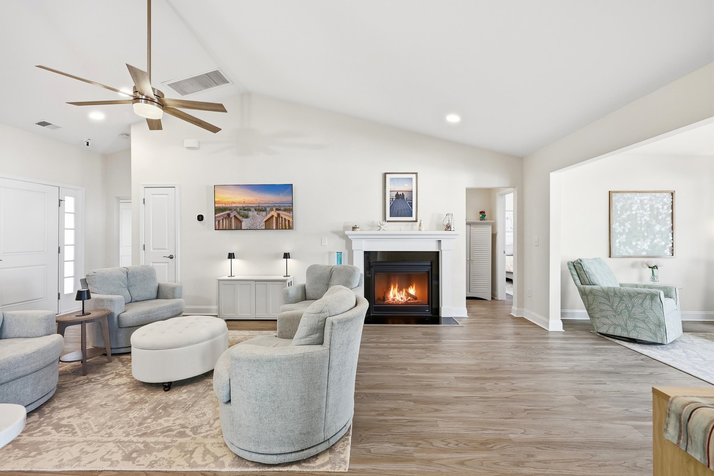 3835 Park Pointe Ave.