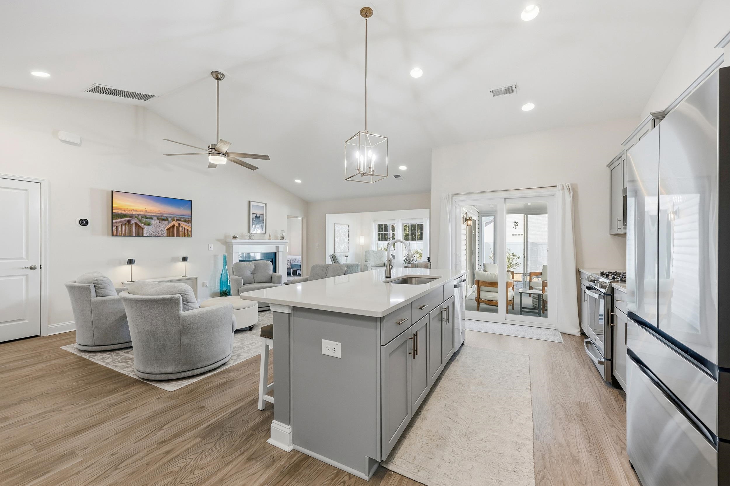 3835 Park Pointe Ave.