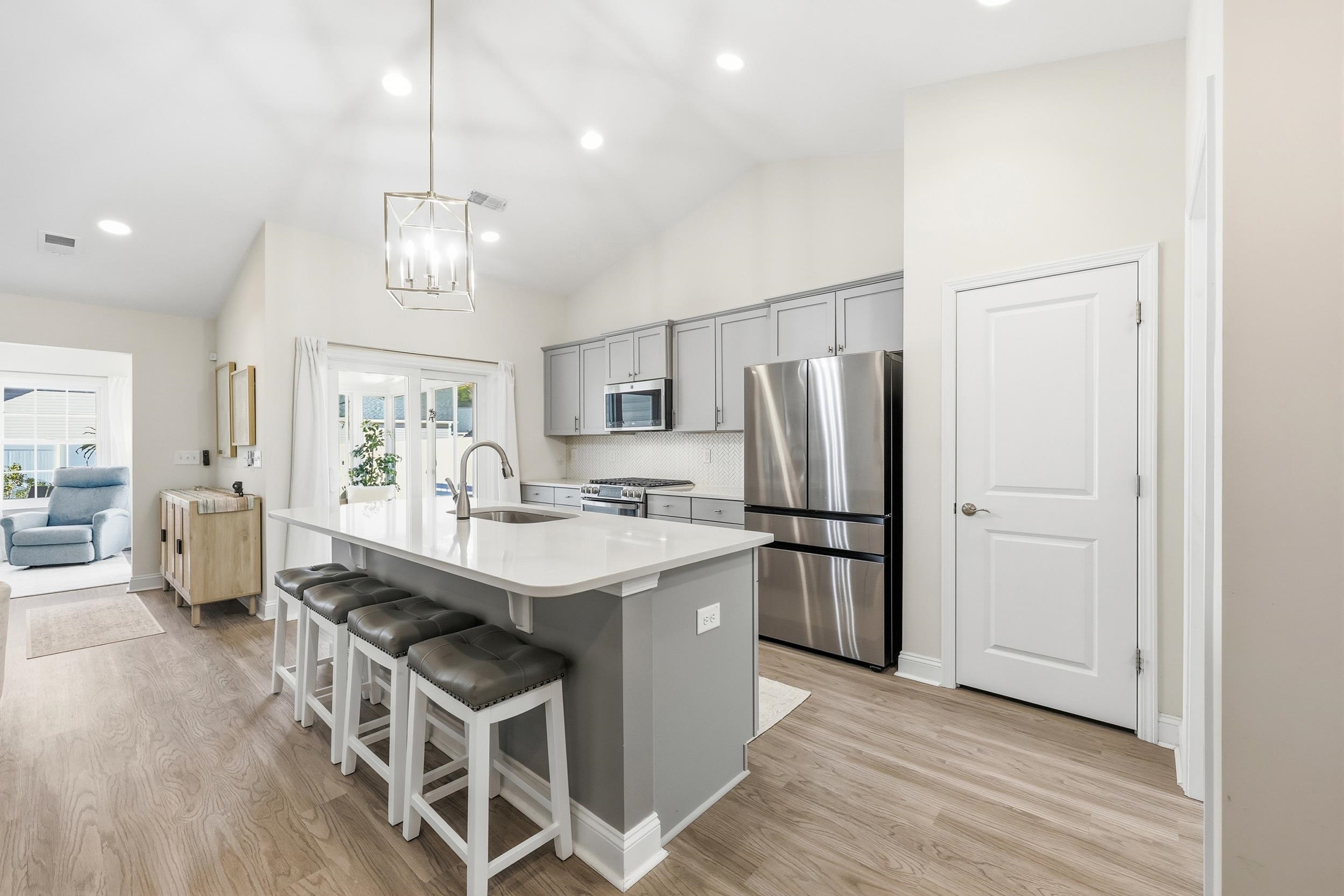 3835 Park Pointe Ave.