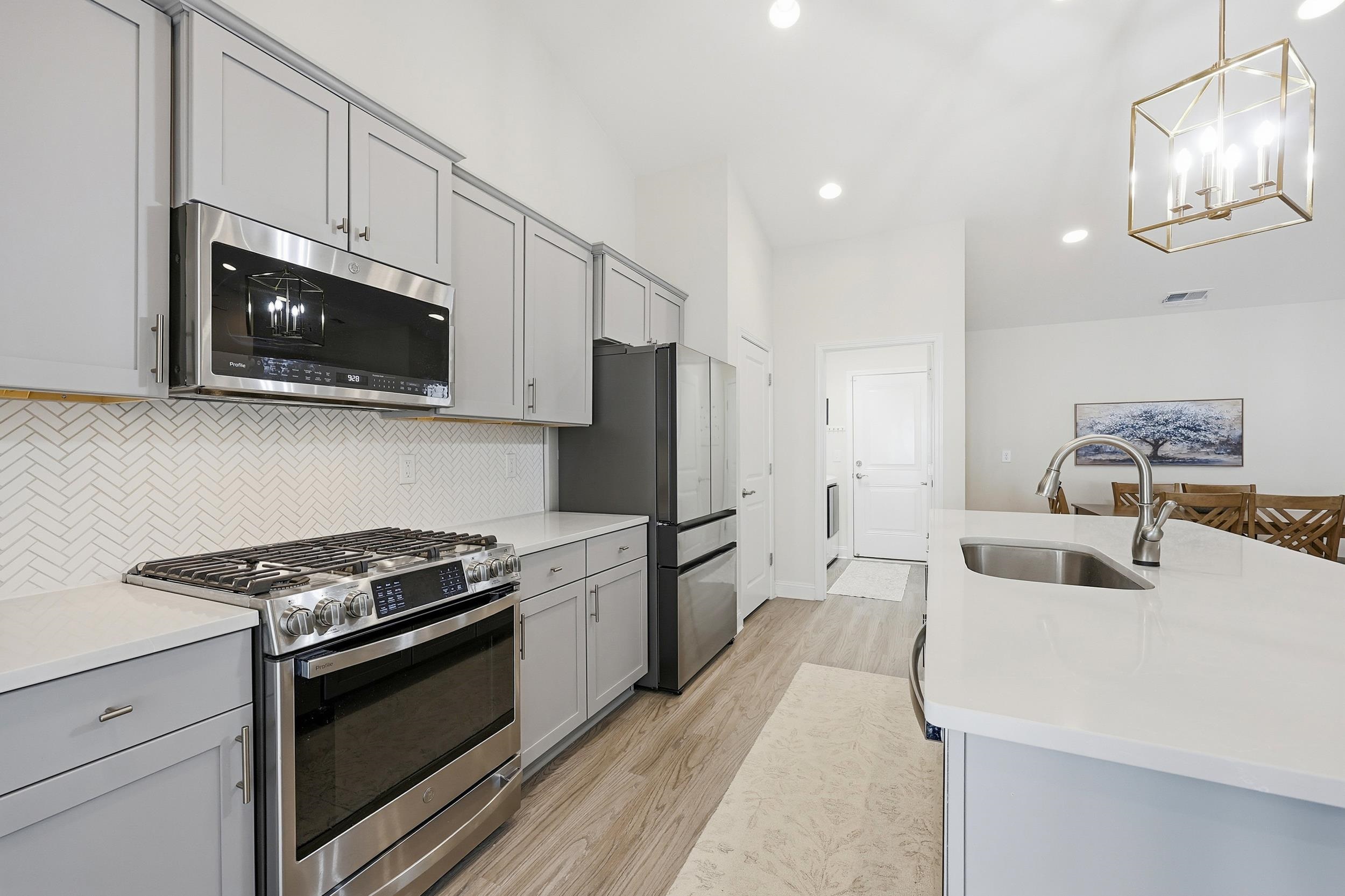 3835 Park Pointe Ave.