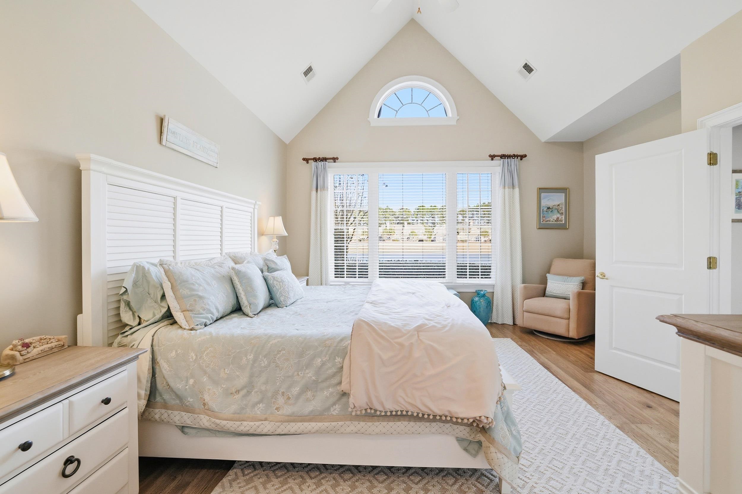 513 Huntington Lake Circle Unit: 64