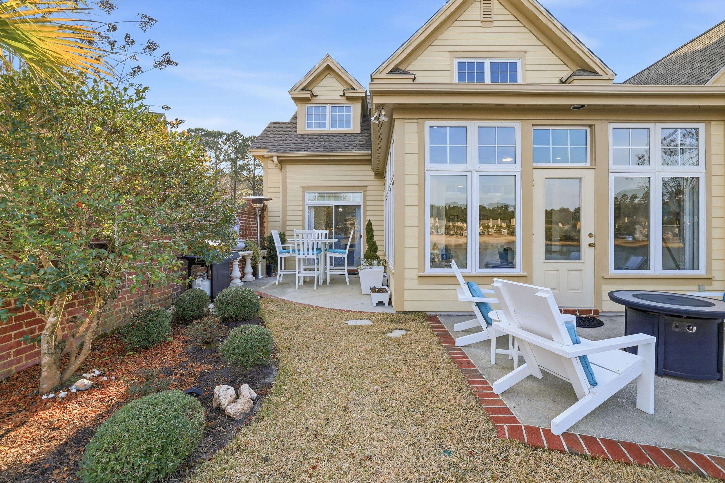 513 Huntington Lake Circle Unit: 64