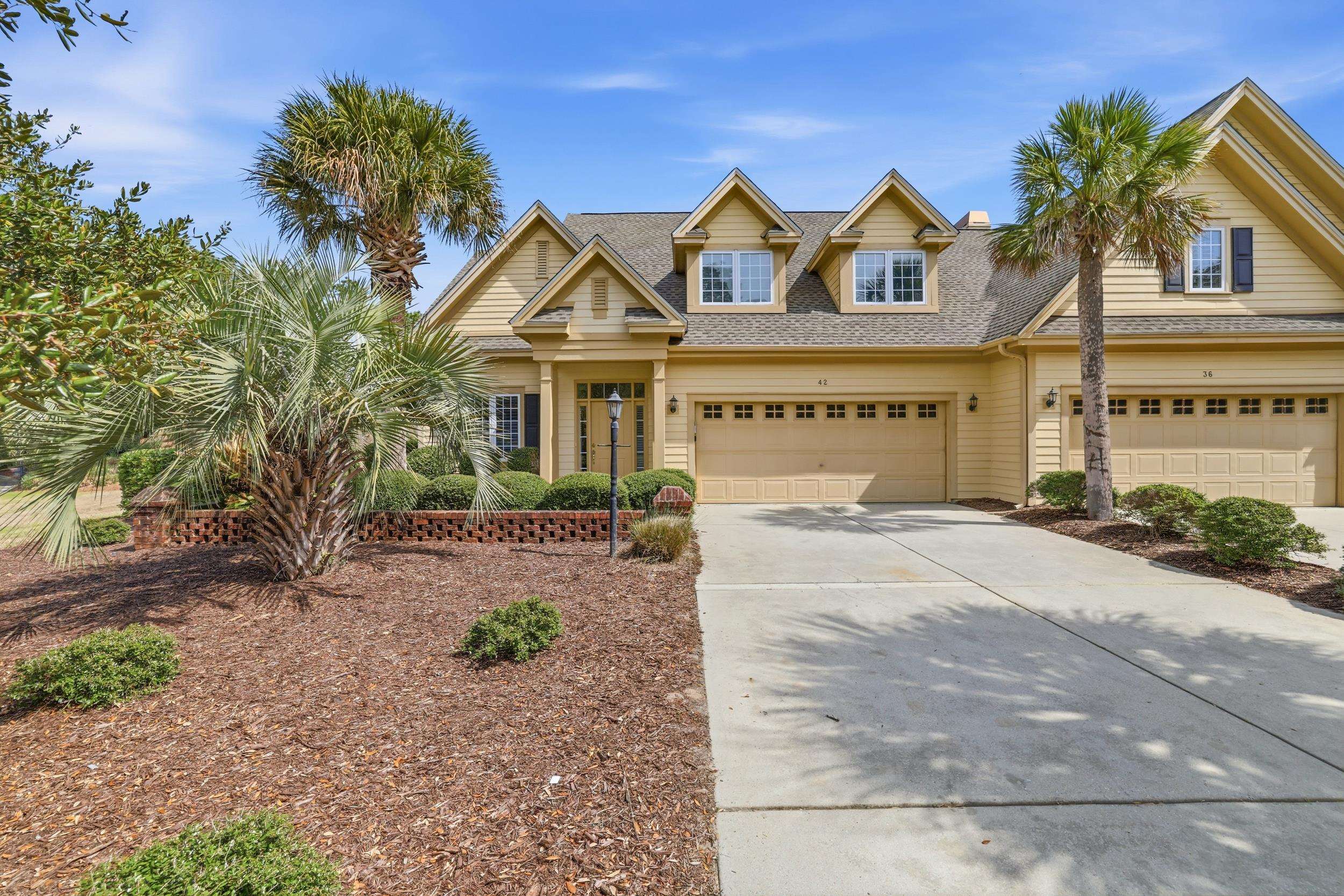 42 Courtyard Circle Unit: 26
