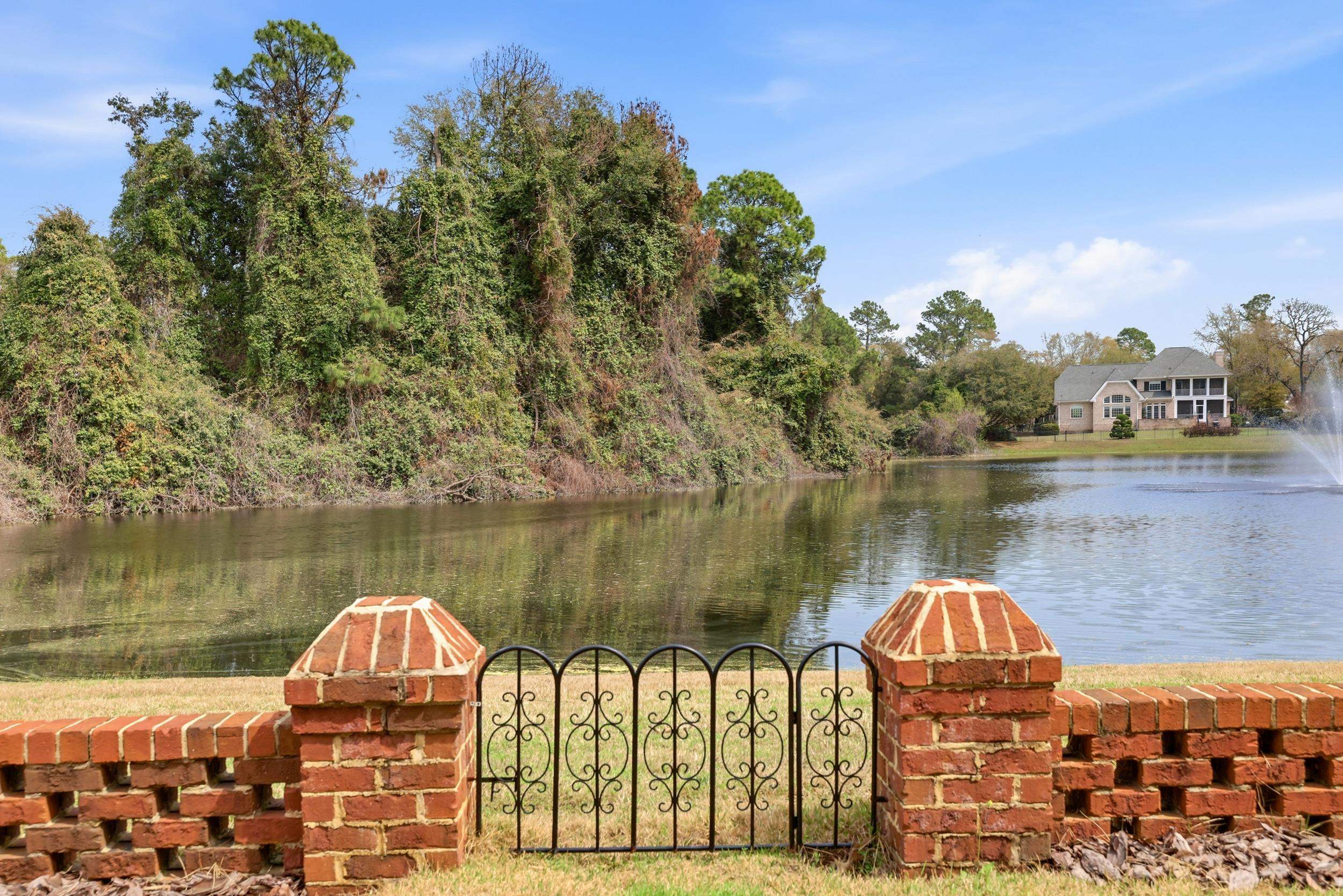 42 Courtyard Circle Unit: 26