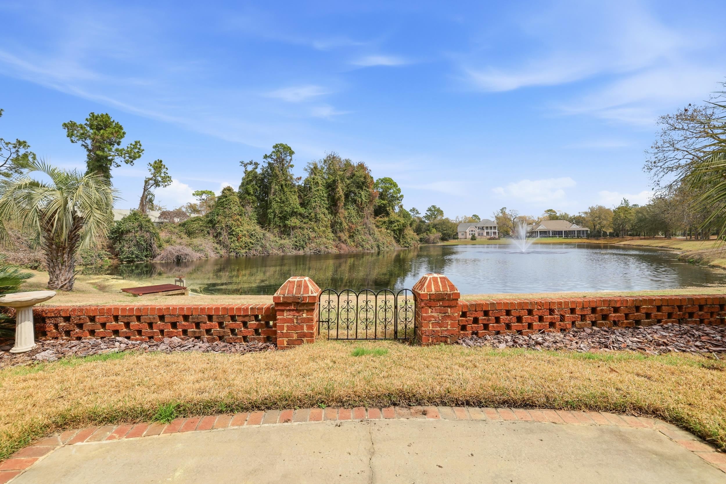 42 Courtyard Circle Unit: 26