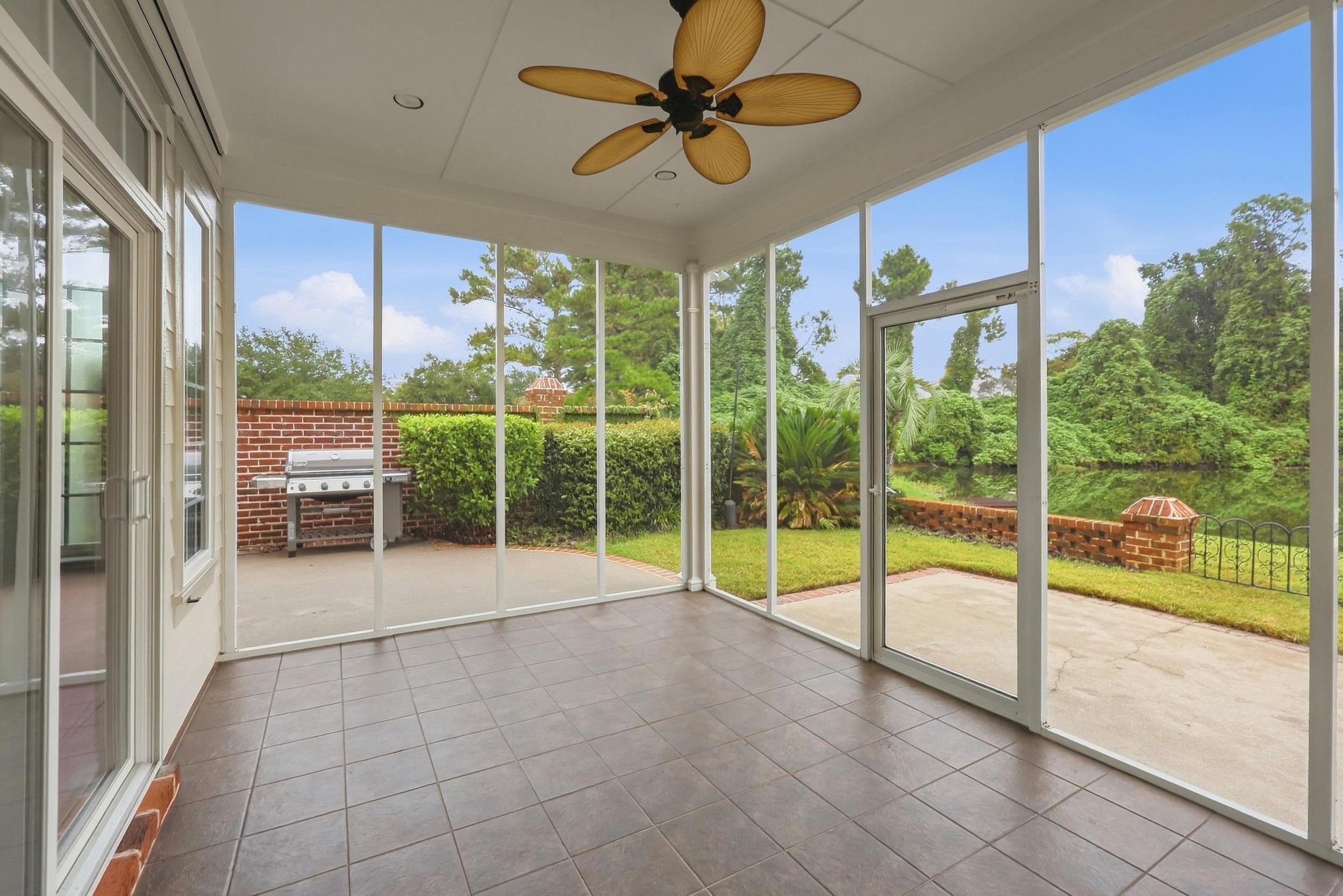 42 Courtyard Circle Unit: 26