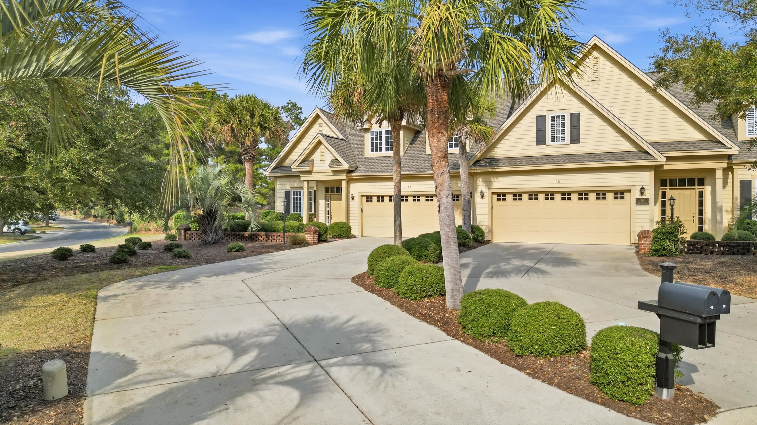 42 Courtyard Circle Unit: 26