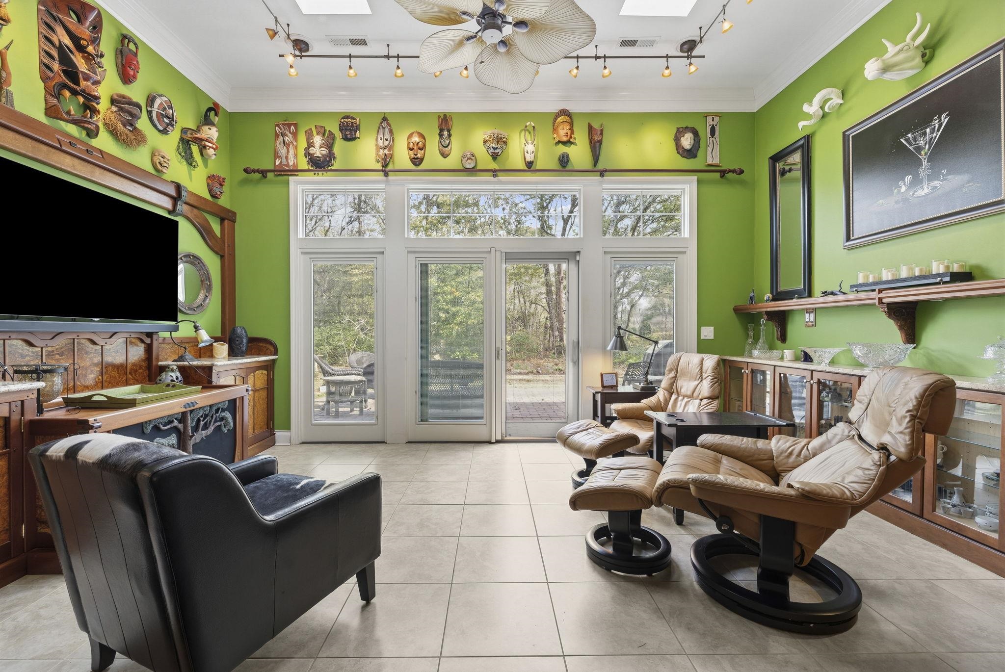 49 Brookridge Ln.