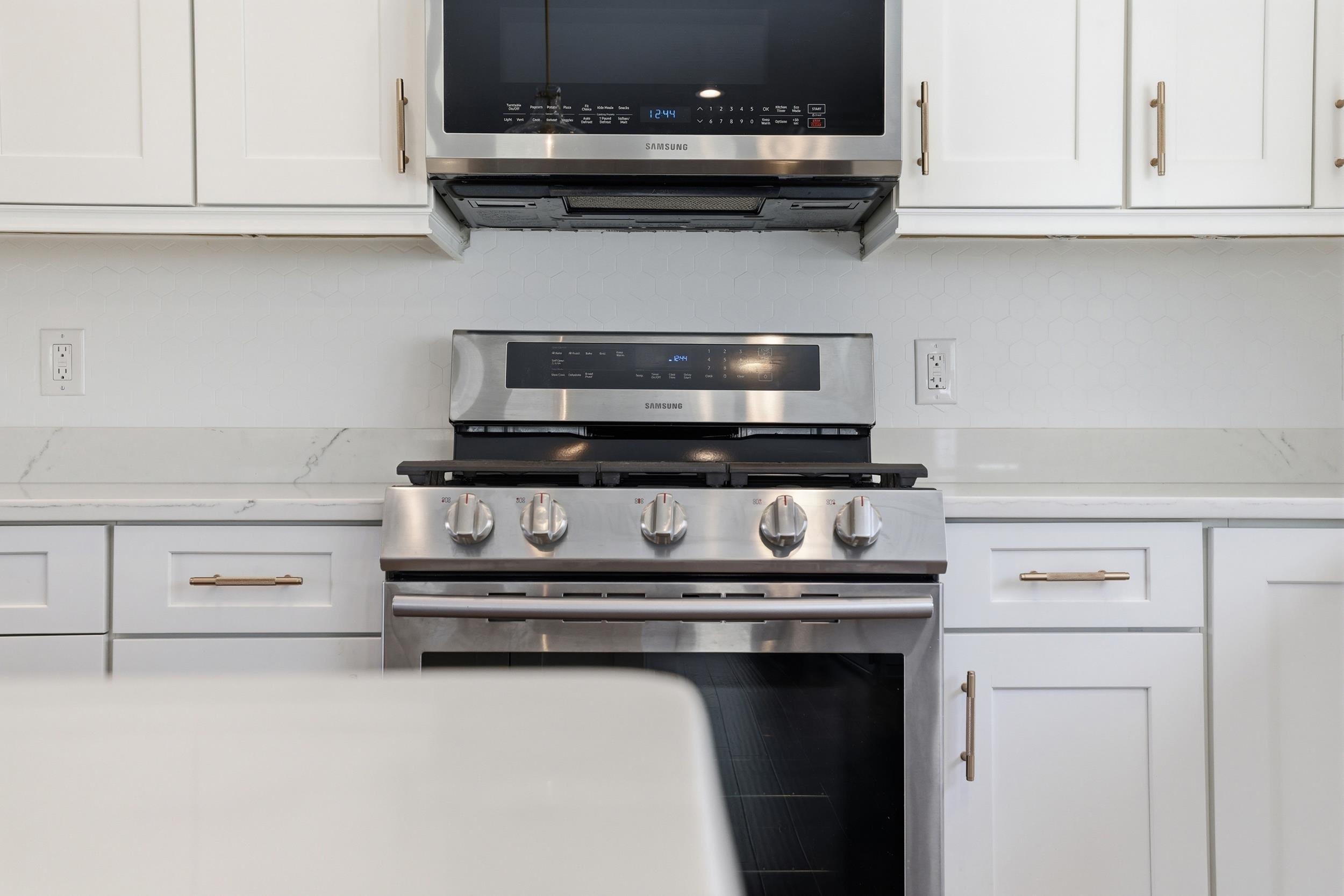 202 Spreading Oak Dr.