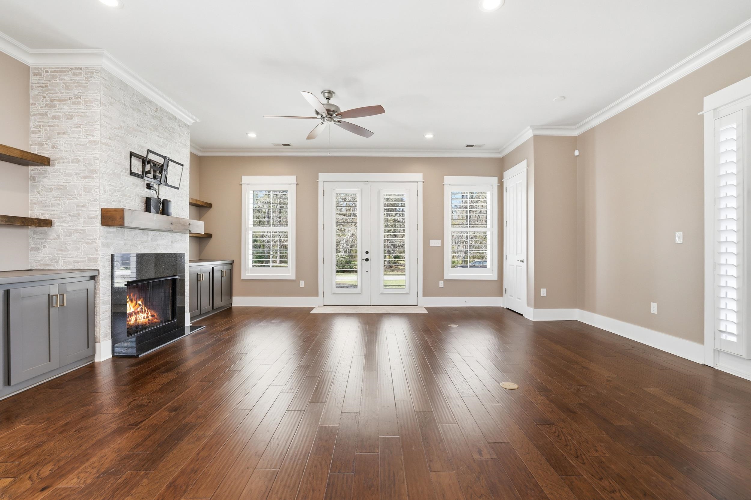 202 Spreading Oak Dr.