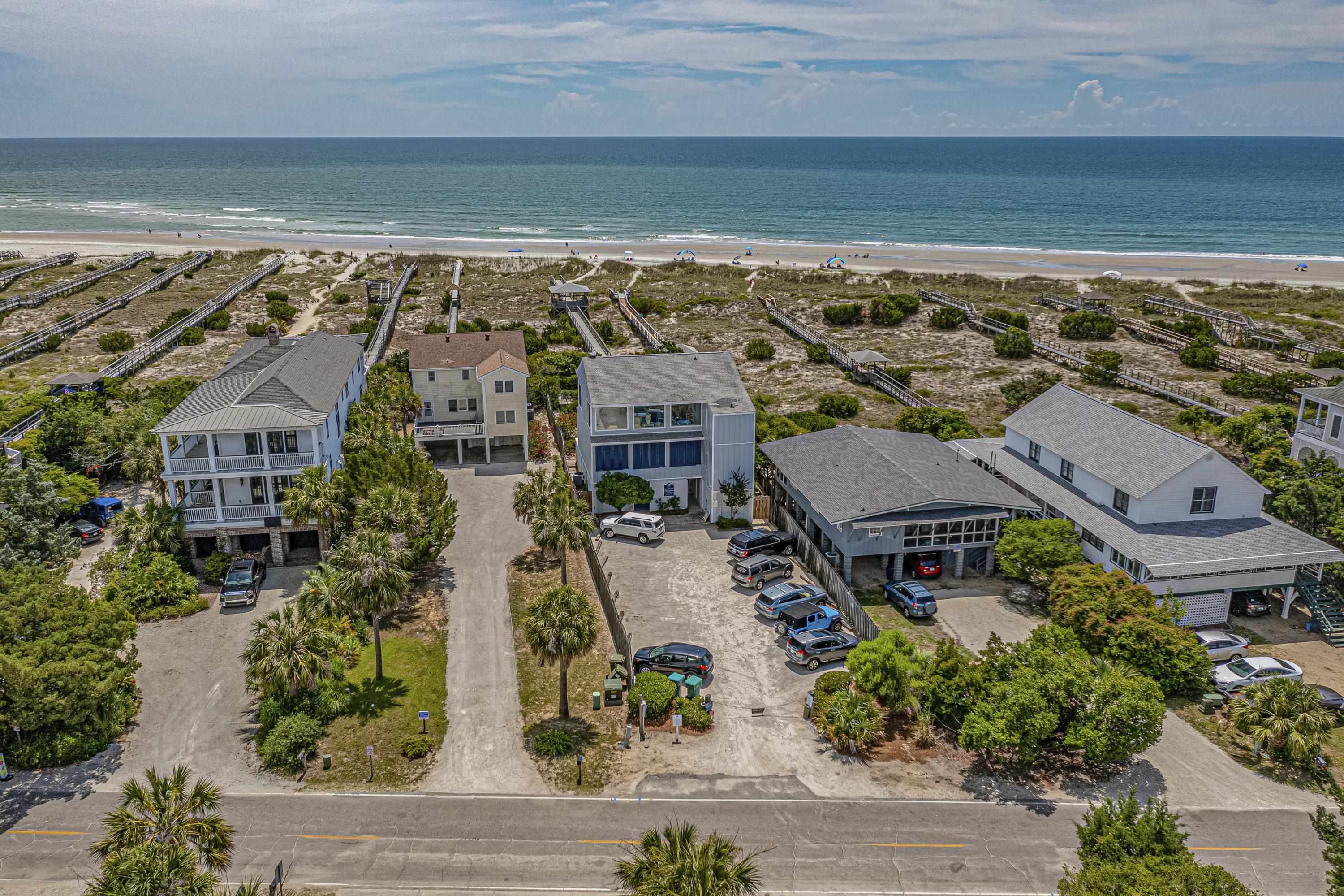 202 Spreading Oak Dr.