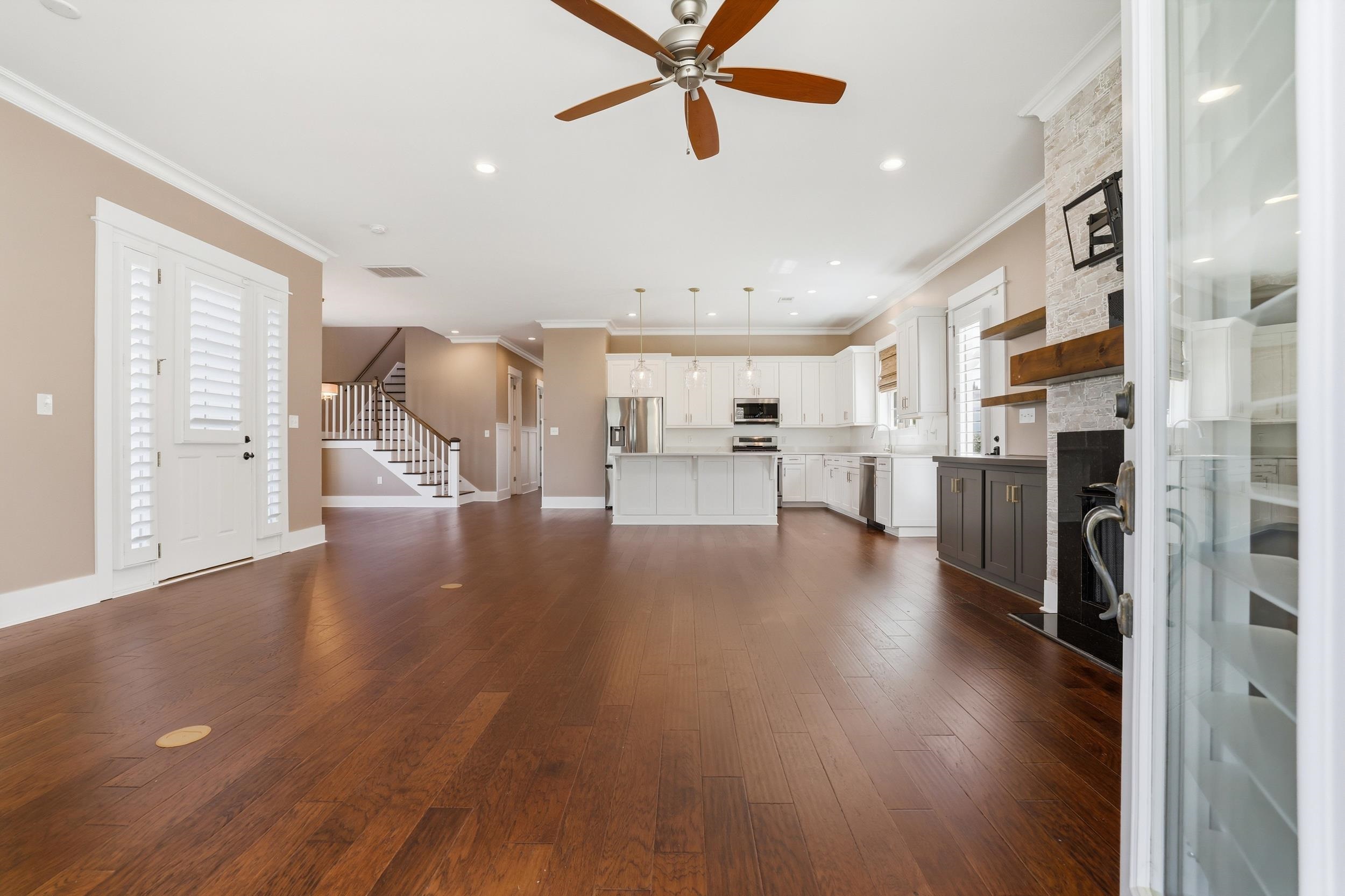 202 Spreading Oak Dr.