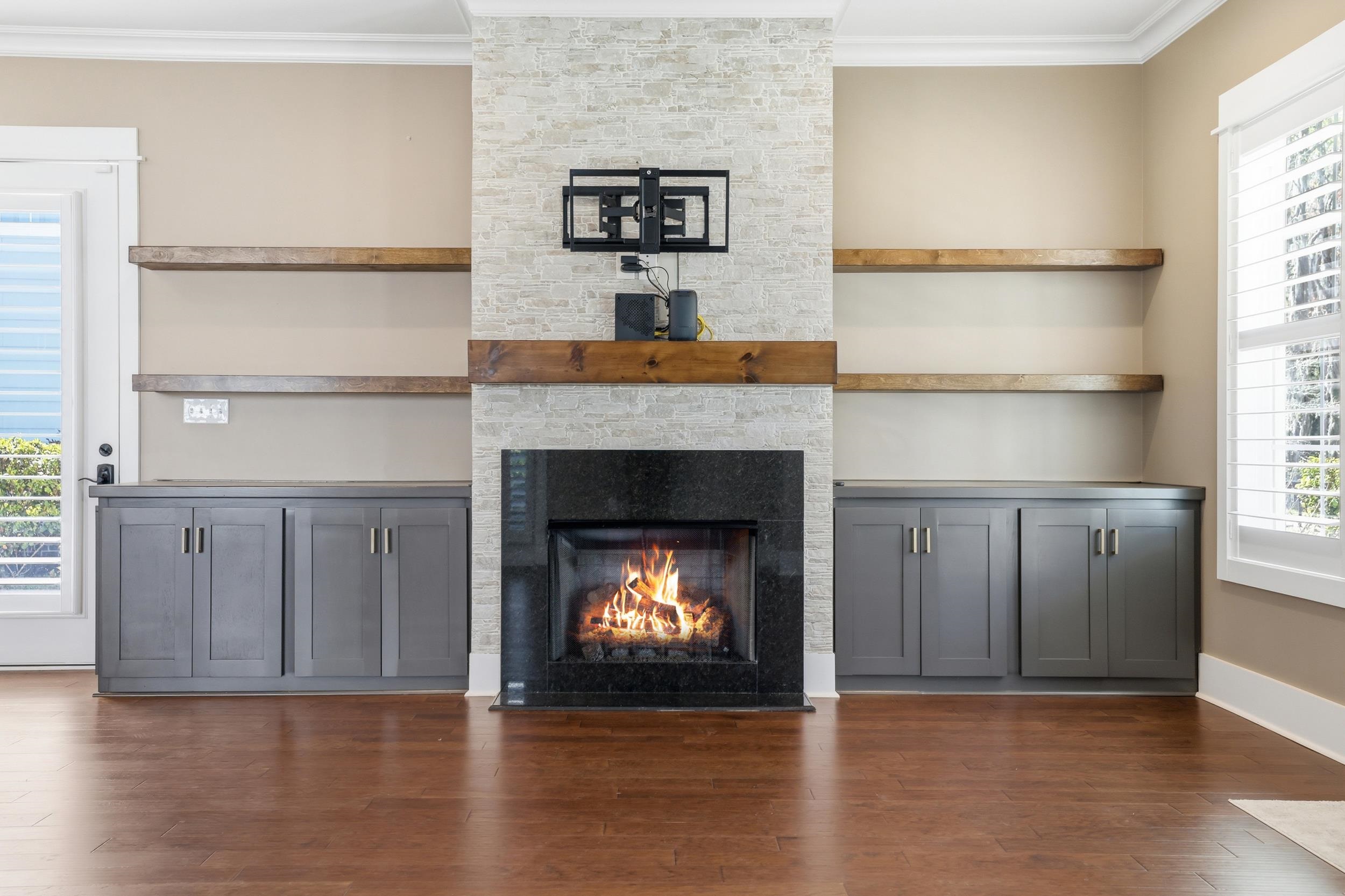 202 Spreading Oak Dr.