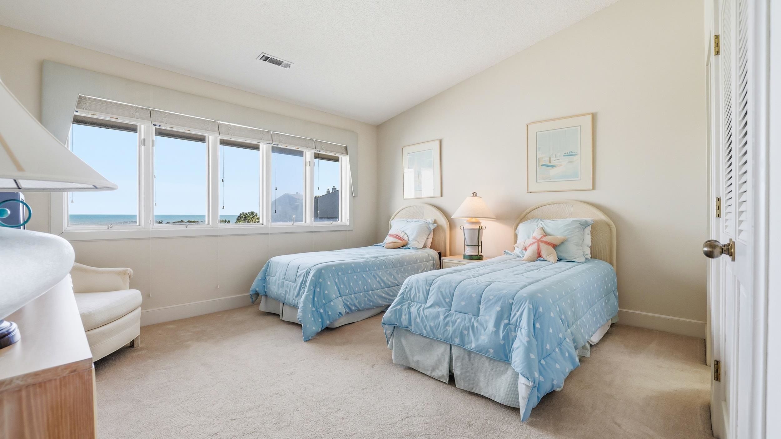 110 Breakers Reef Dr. Unit: 12