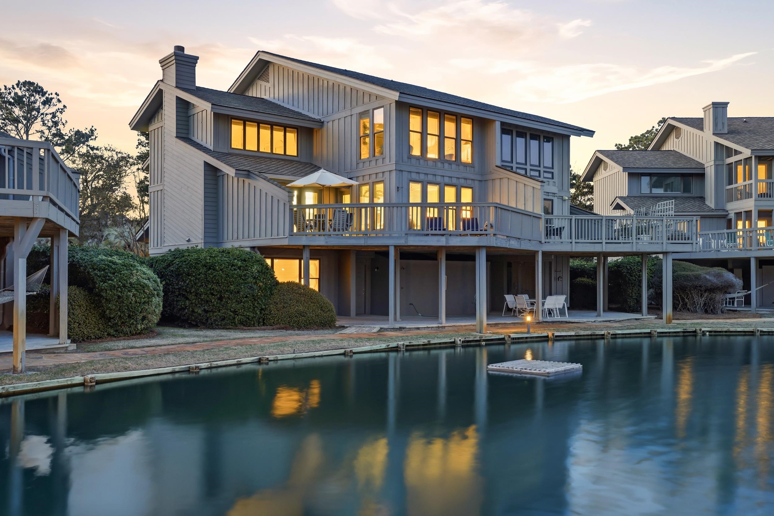 110 Breakers Reef Dr. Unit: 12