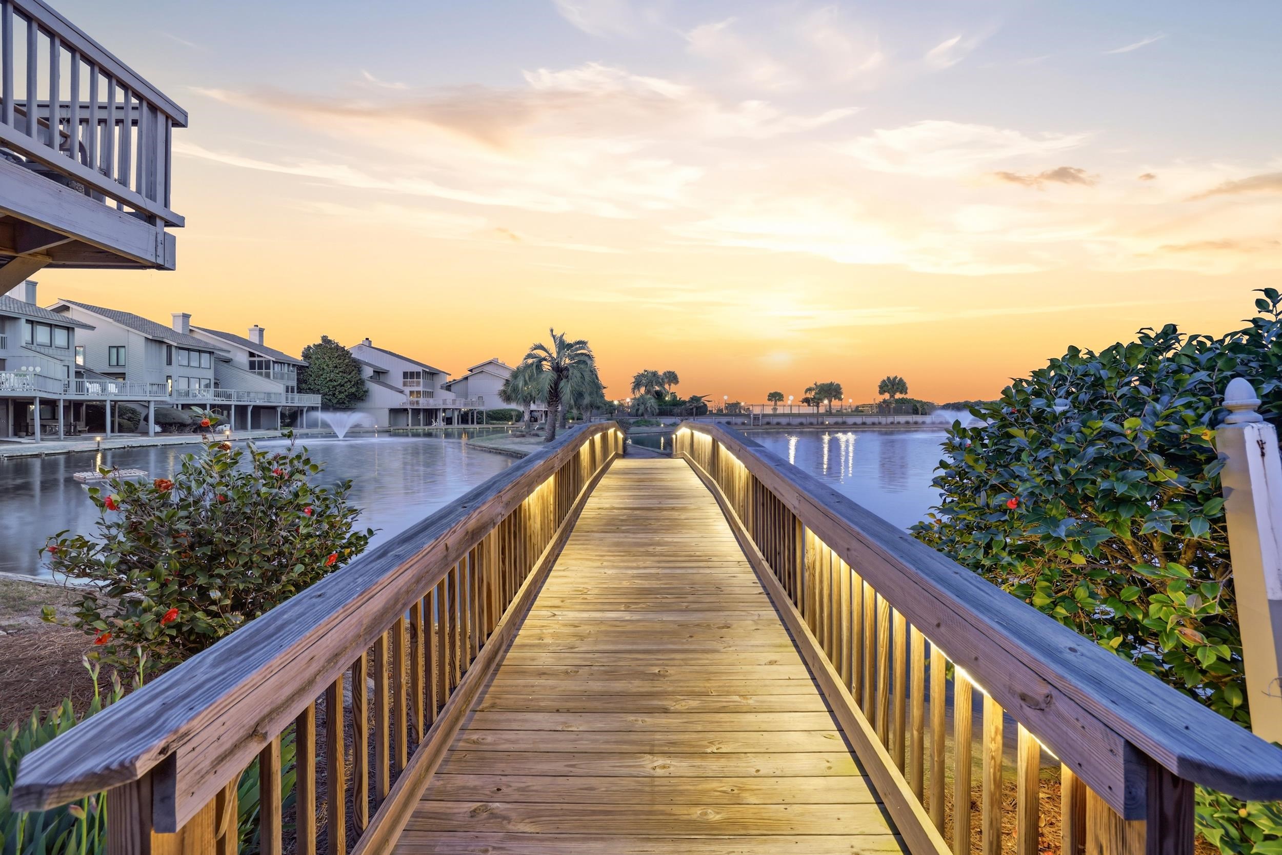 110 Breakers Reef Dr. Unit: 12