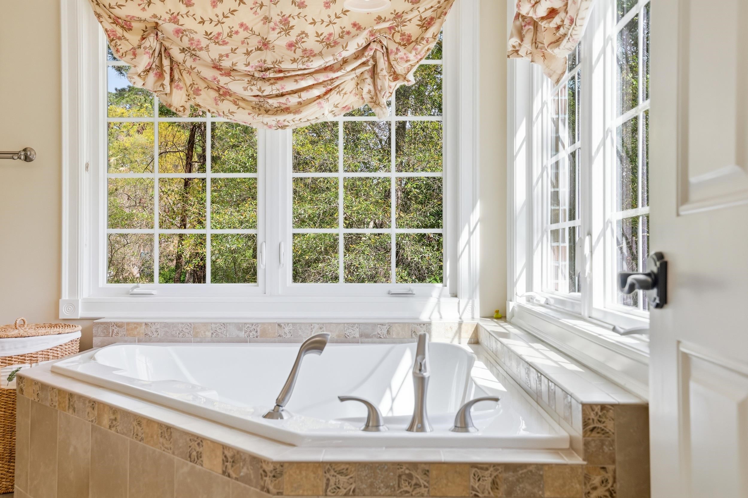 172 Half Moon Trail