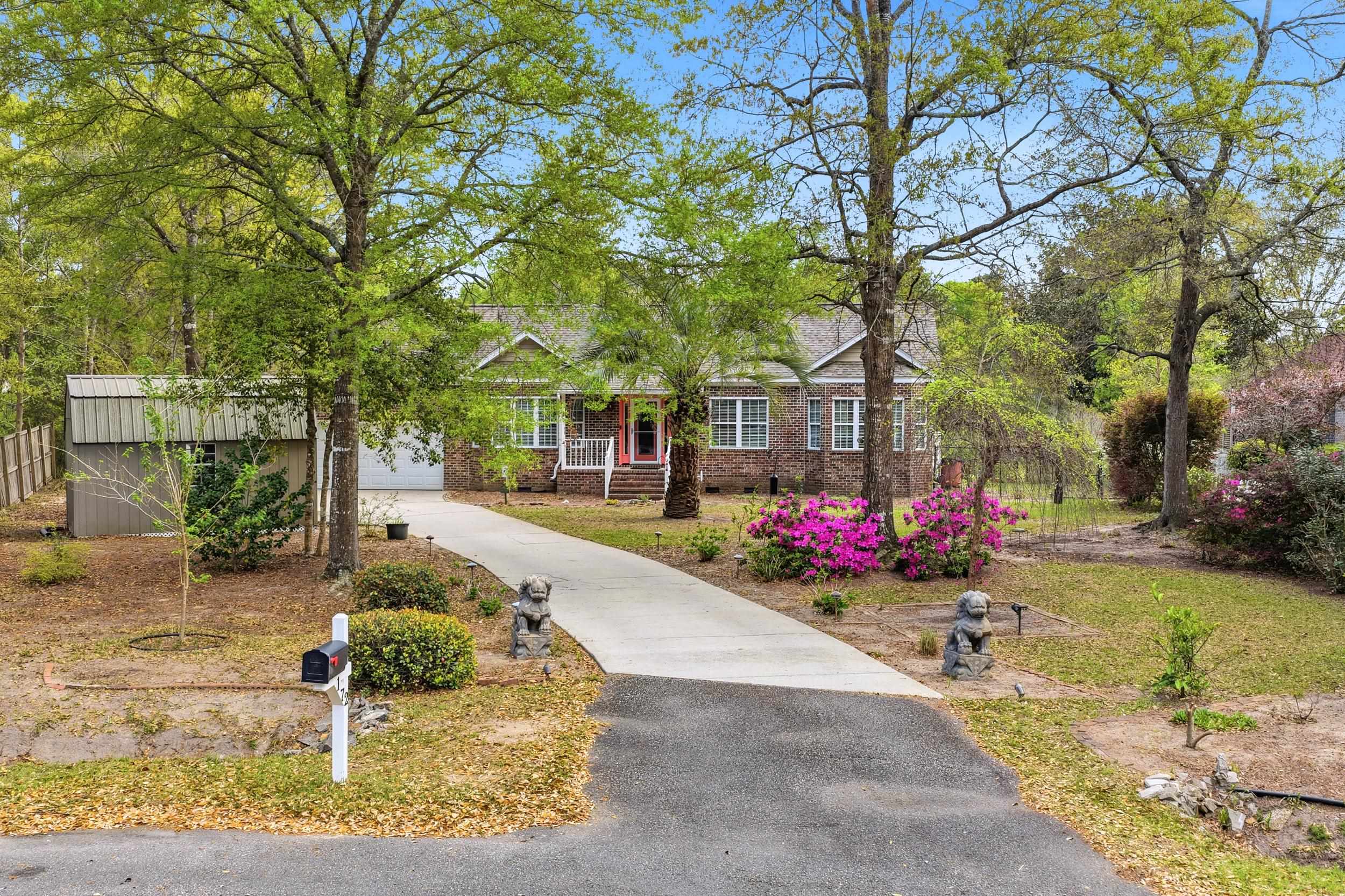 172 Half Moon Trail