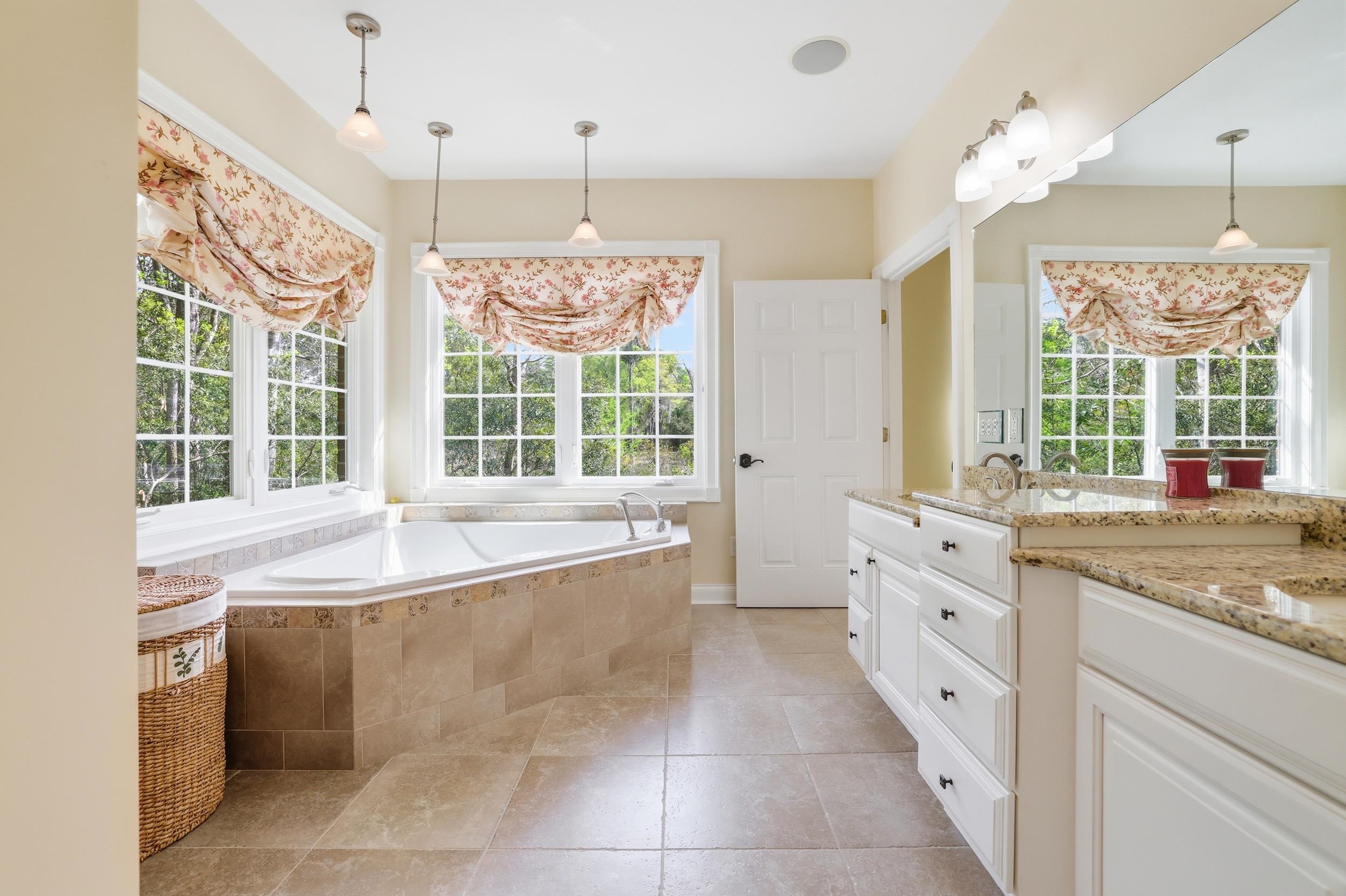 172 Half Moon Trail