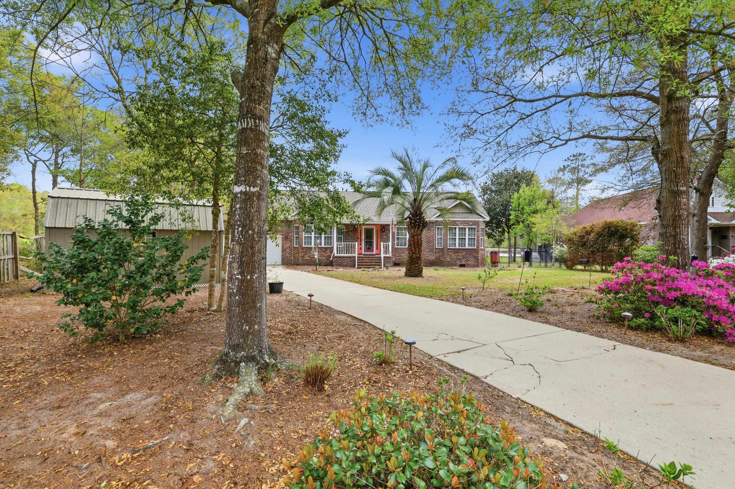 172 Half Moon Trail