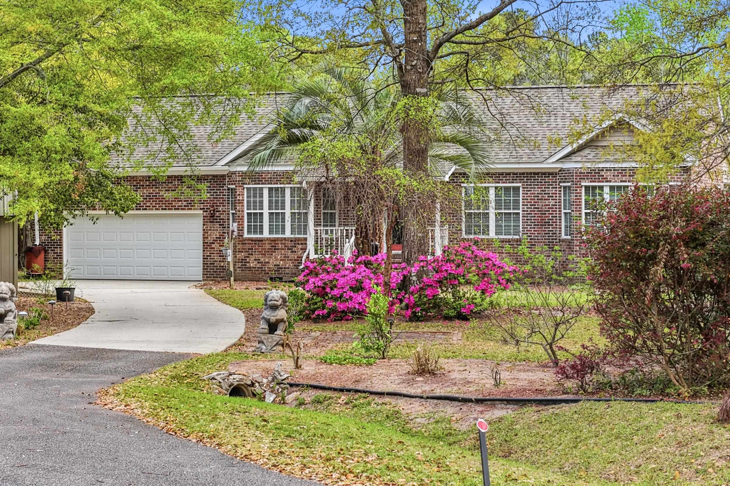 172 Half Moon Trail