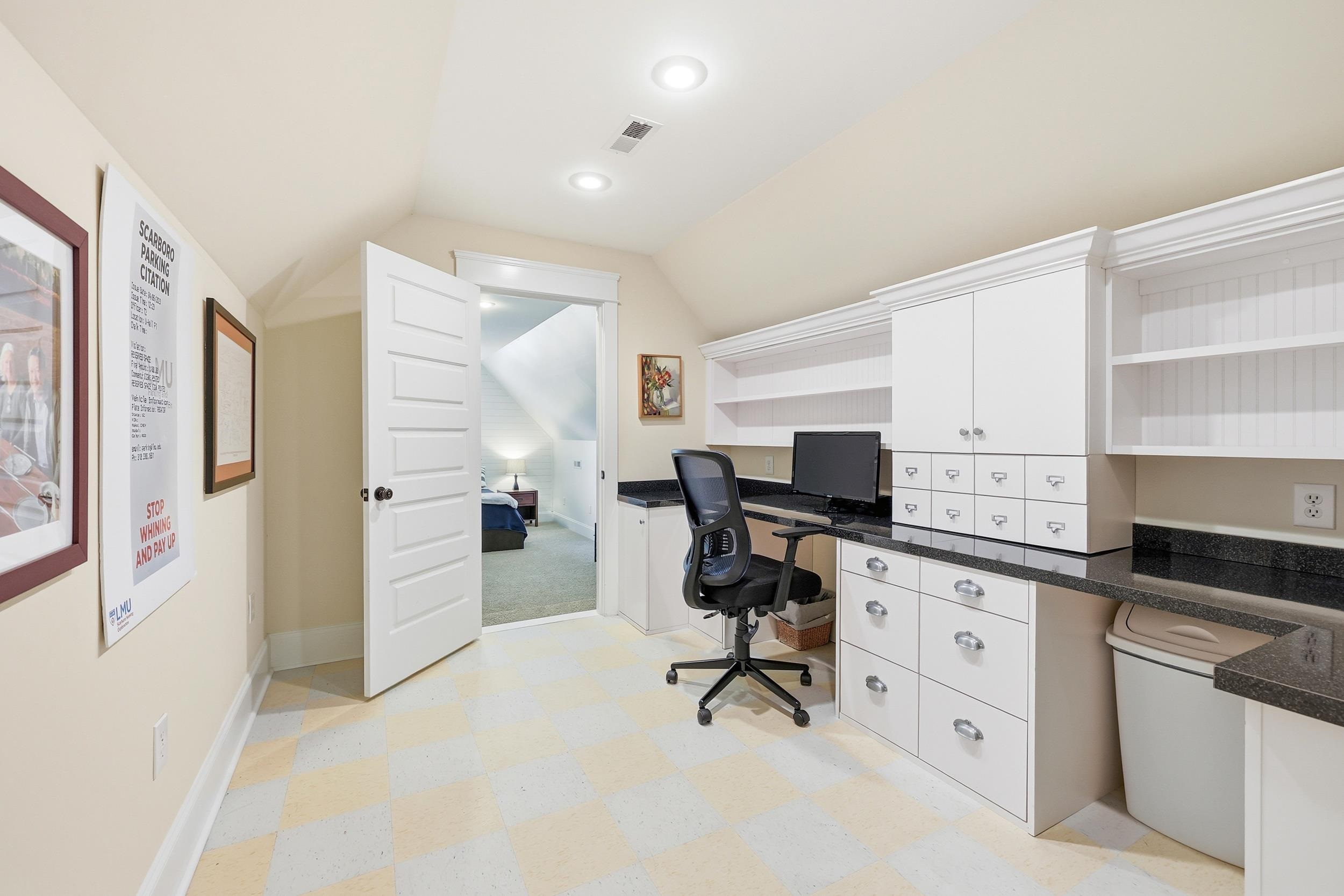 304 Hunters Oak Ct.