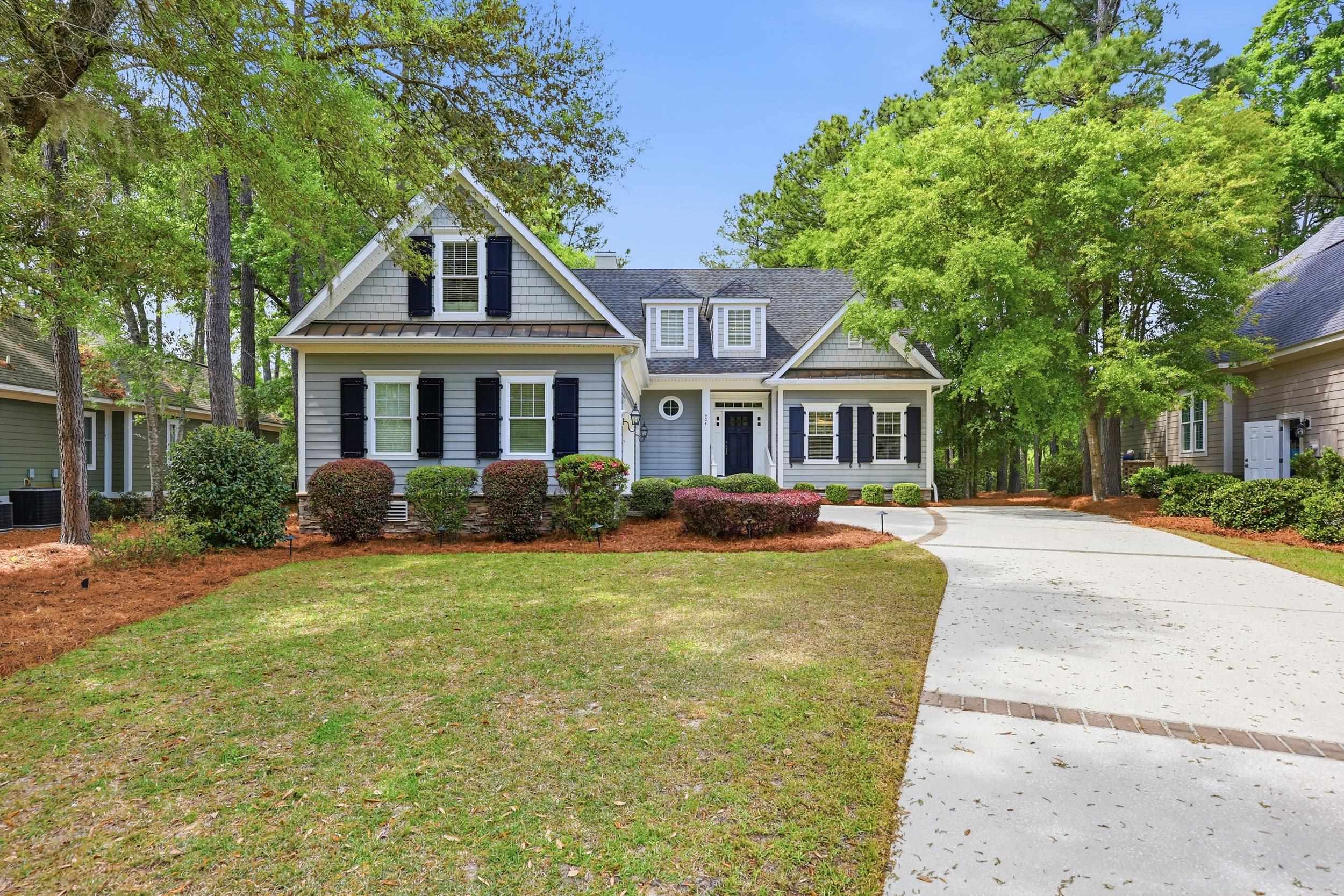 304 Hunters Oak Ct.