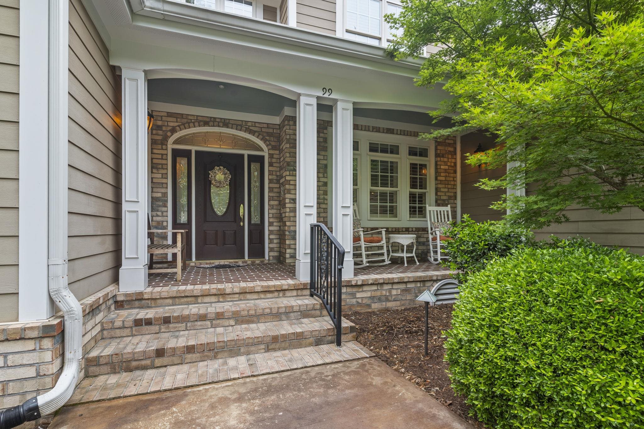 99 Hunters Oak Ct.