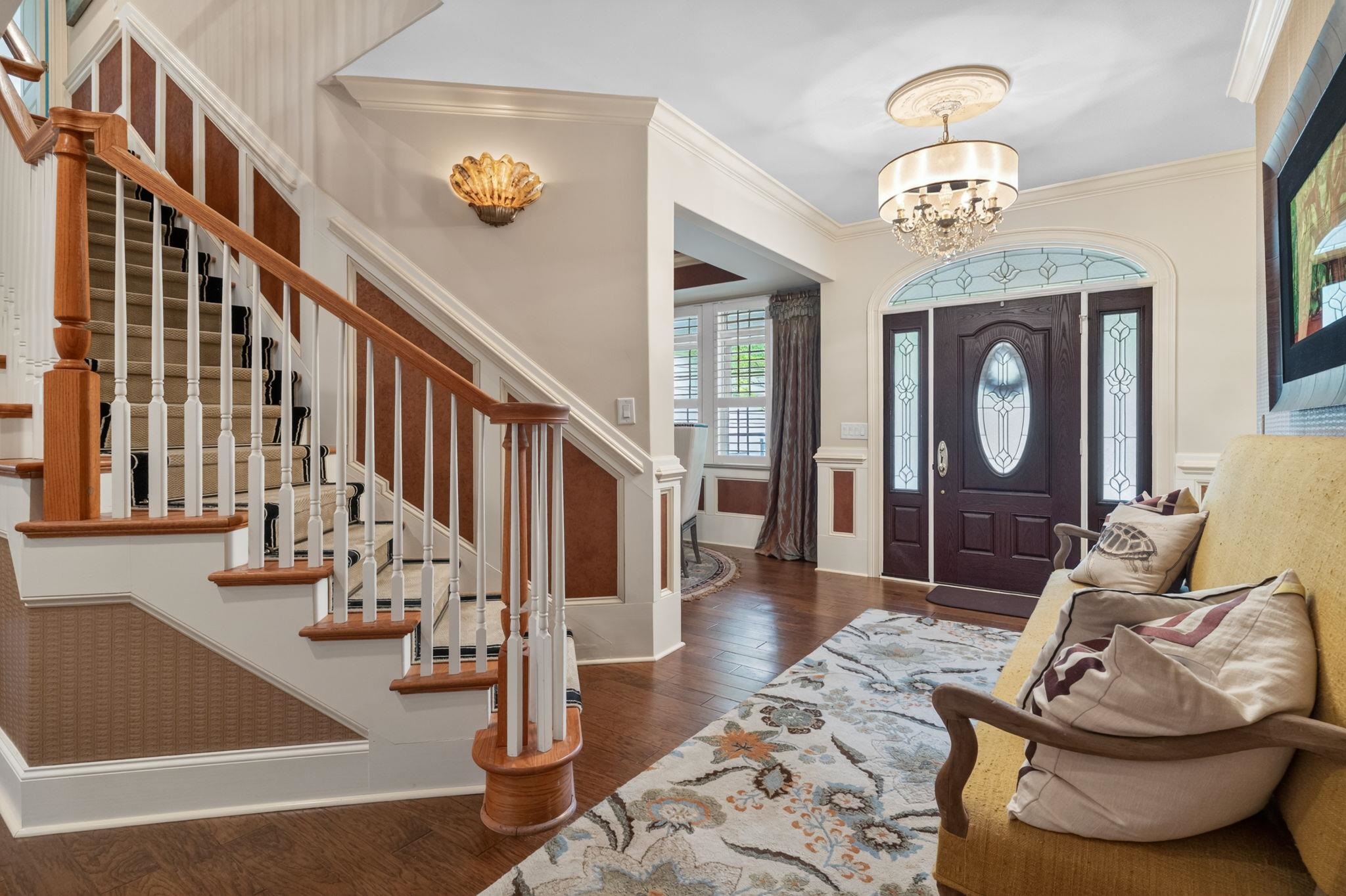 99 Hunters Oak Ct.