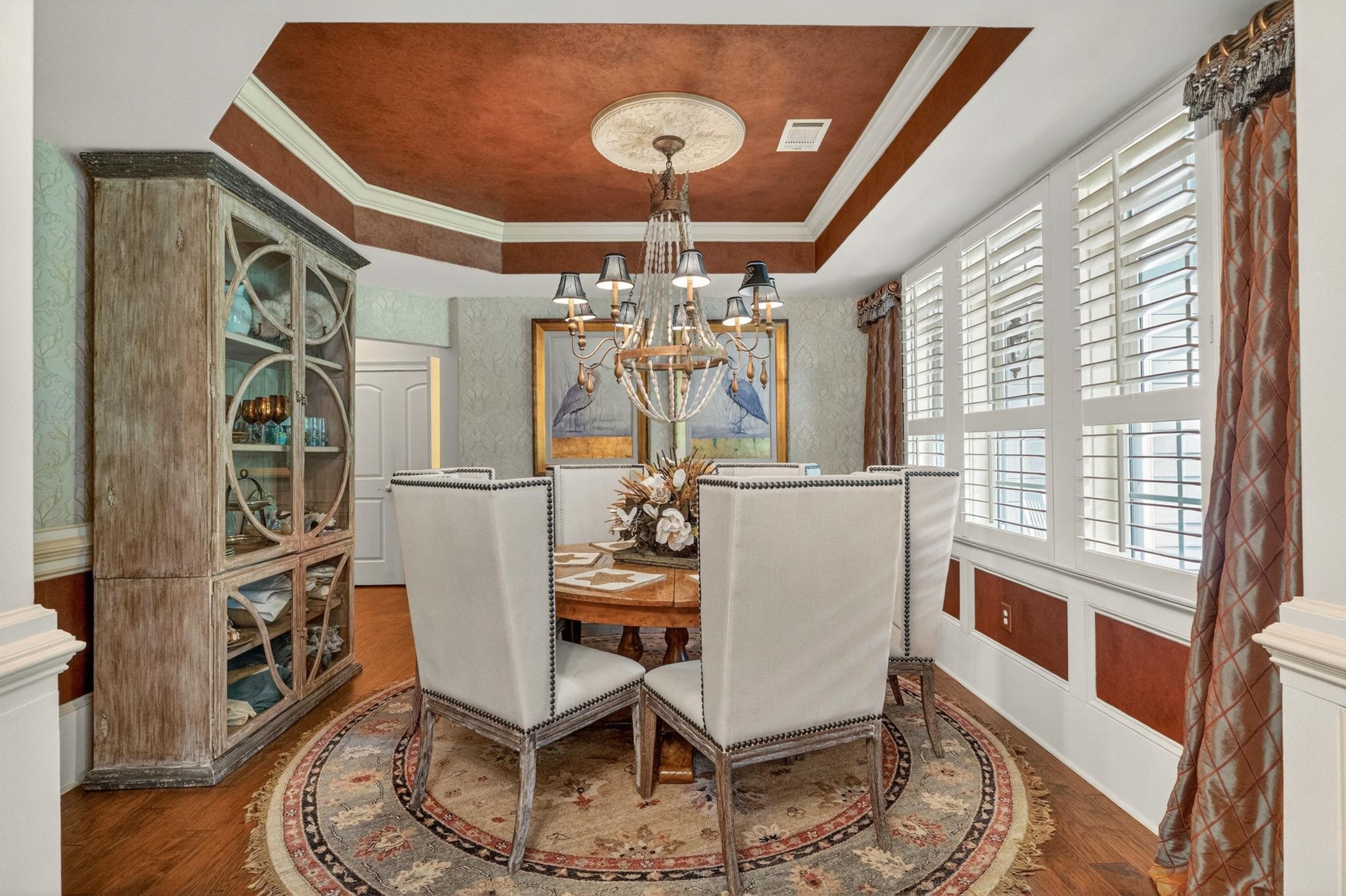 99 Hunters Oak Ct.