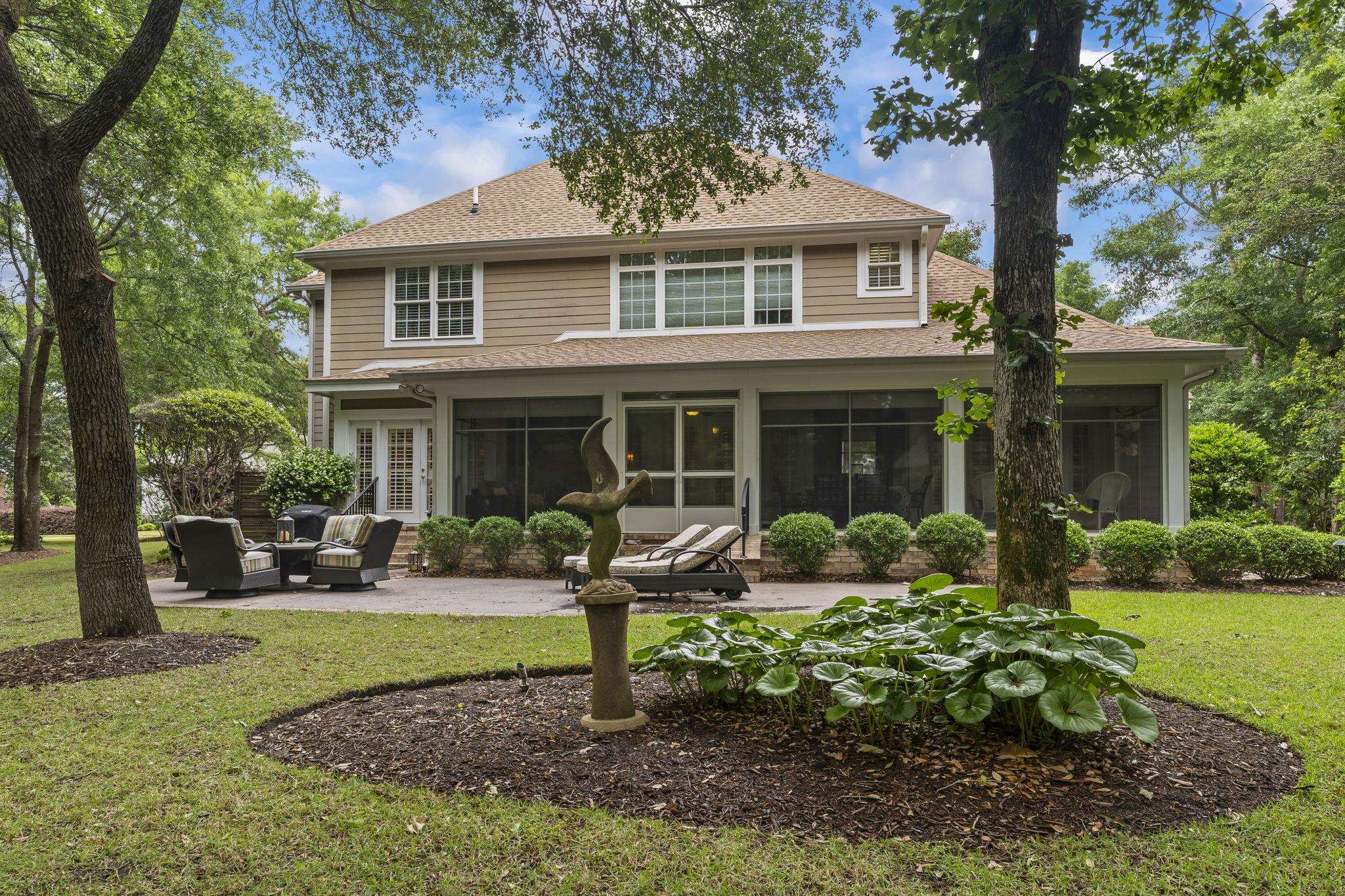 99 Hunters Oak Ct.