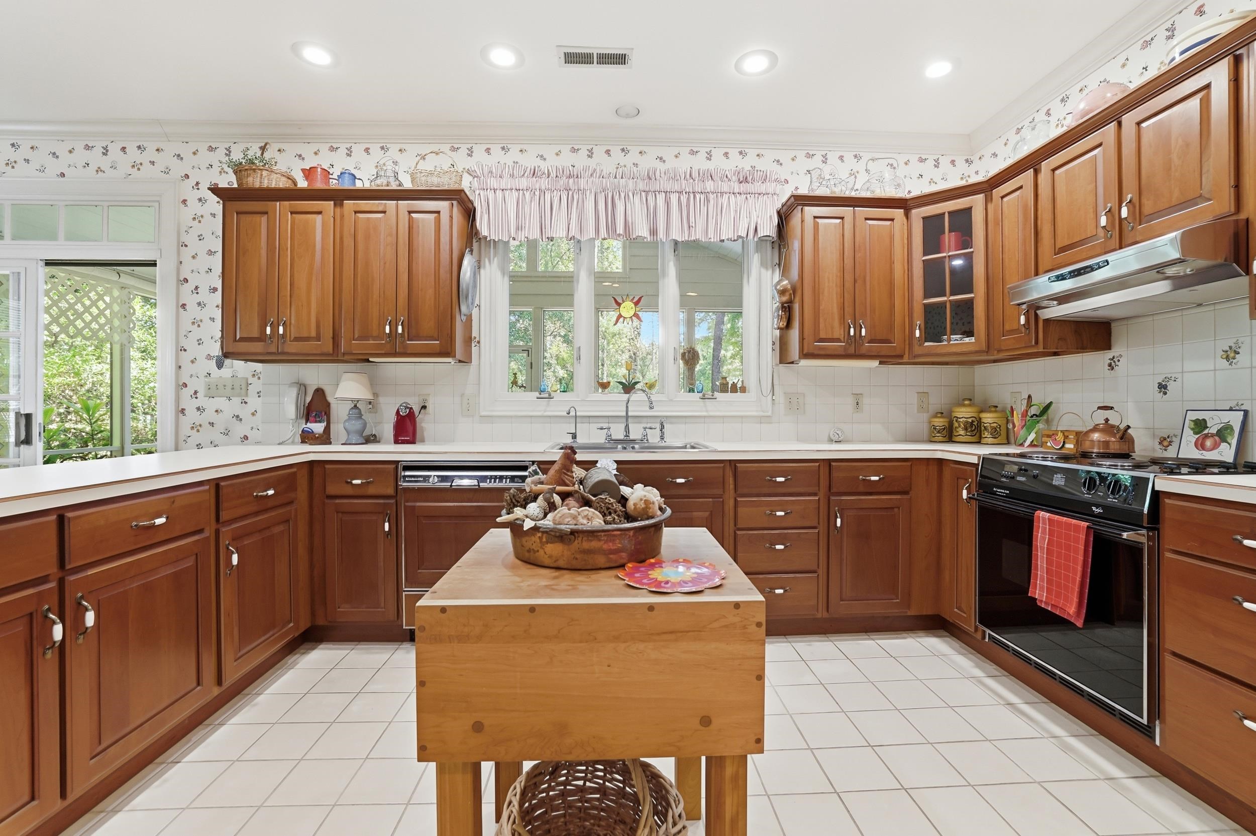 474 Muirfield Dr.