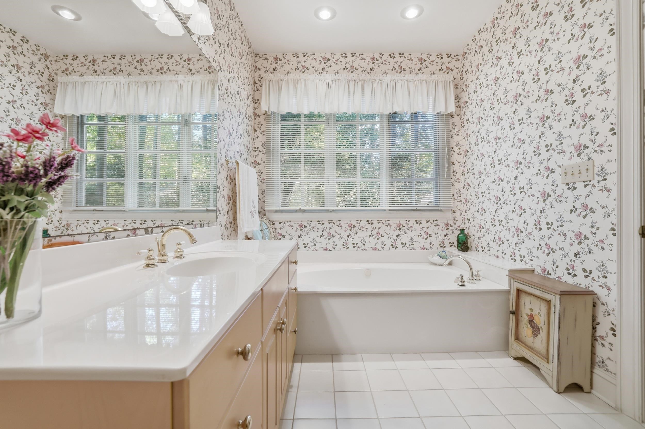 474 Muirfield Dr.