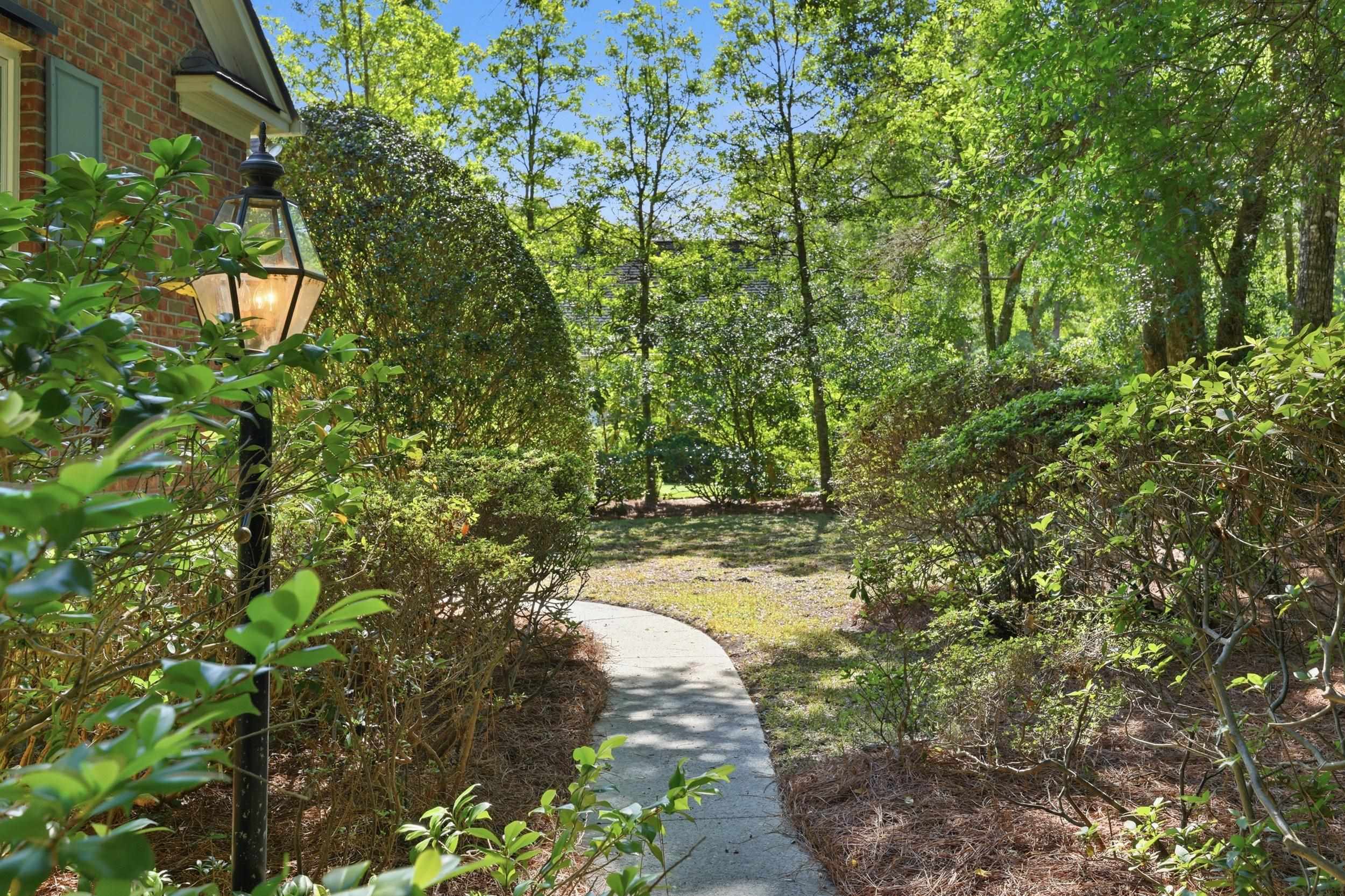 474 Muirfield Dr.