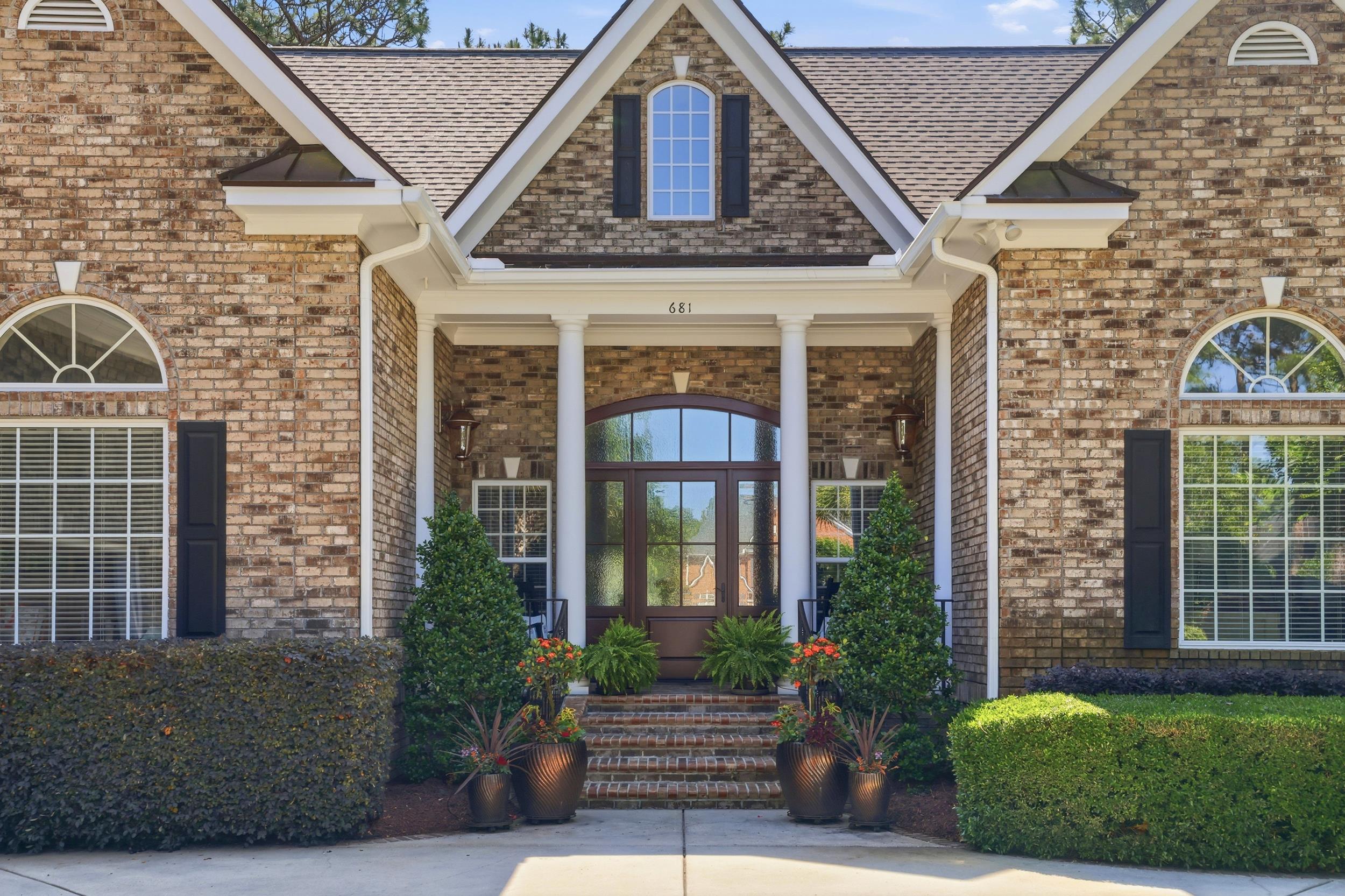 681 Reserve Dr.