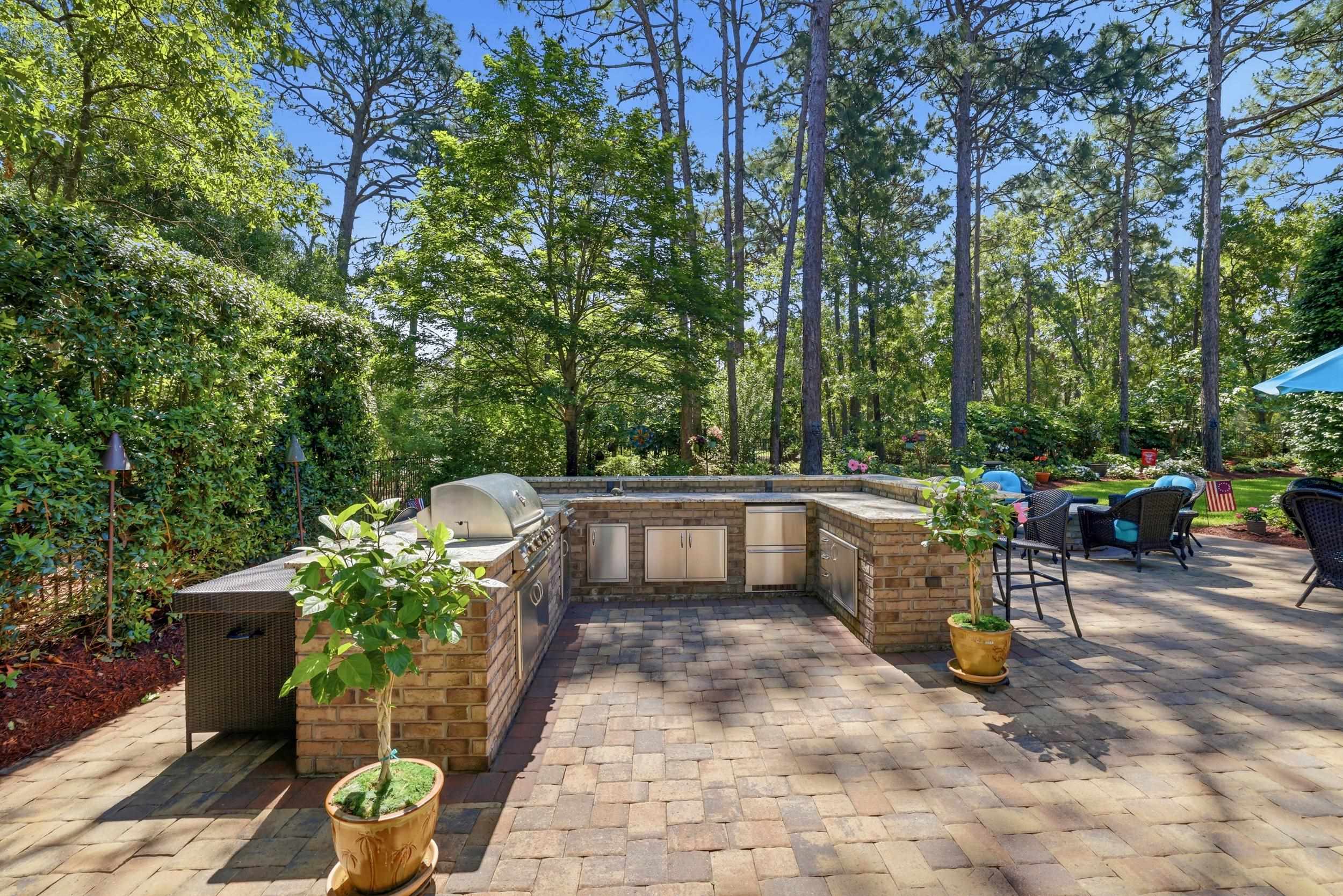 681 Reserve Dr.